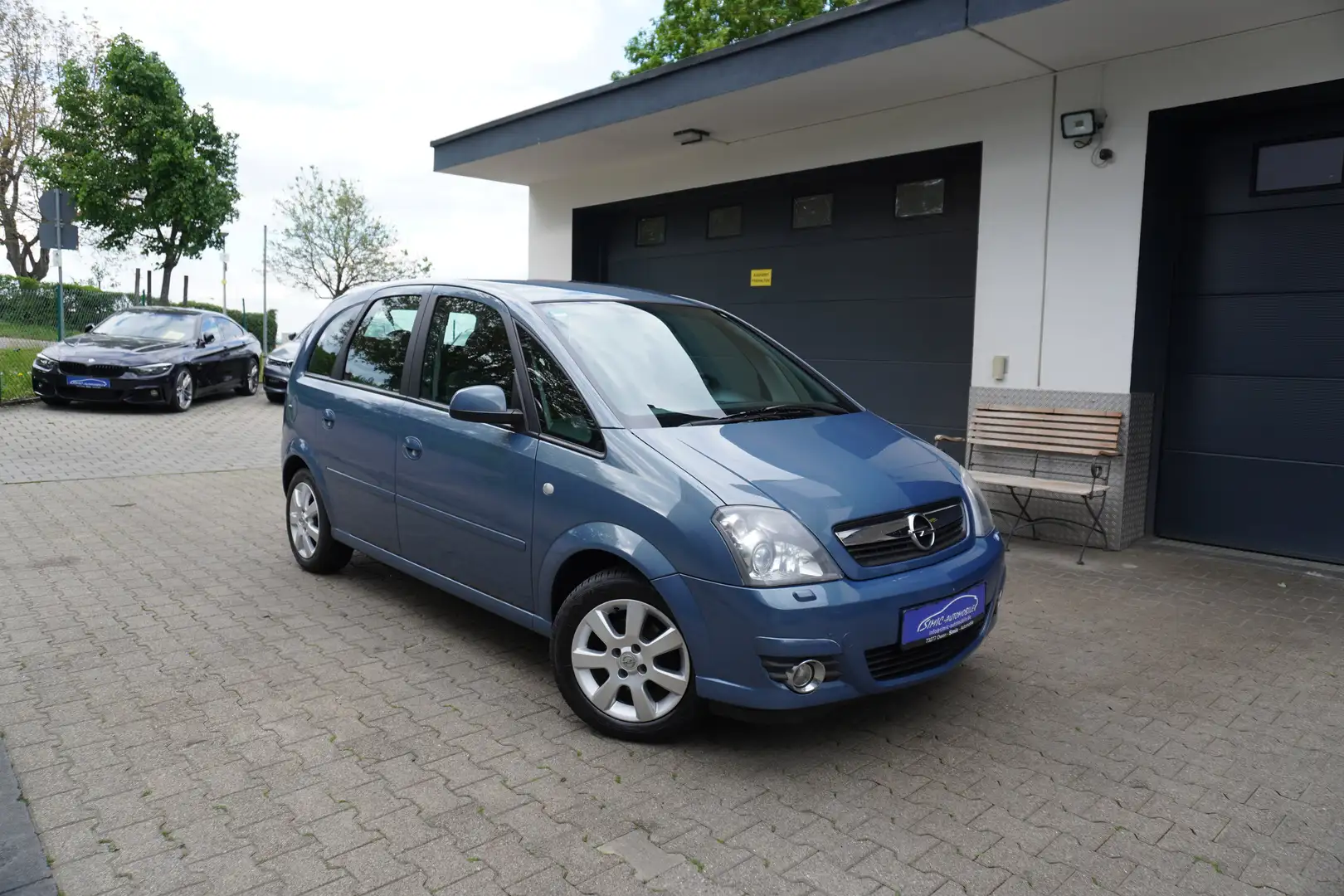 Opel Meriva 1.4-16V Cosmo KLIMA+XENON+ALU+PDC+Sitzheizung+1.Hd Azul - 1