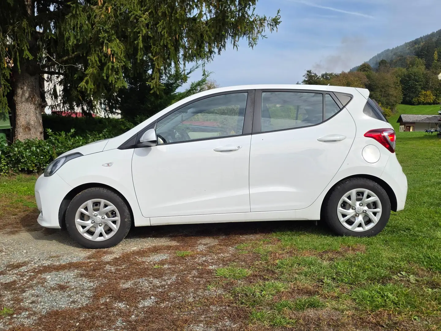 Hyundai i10 LEV2 RUN 1.0 MT Weiß - 2