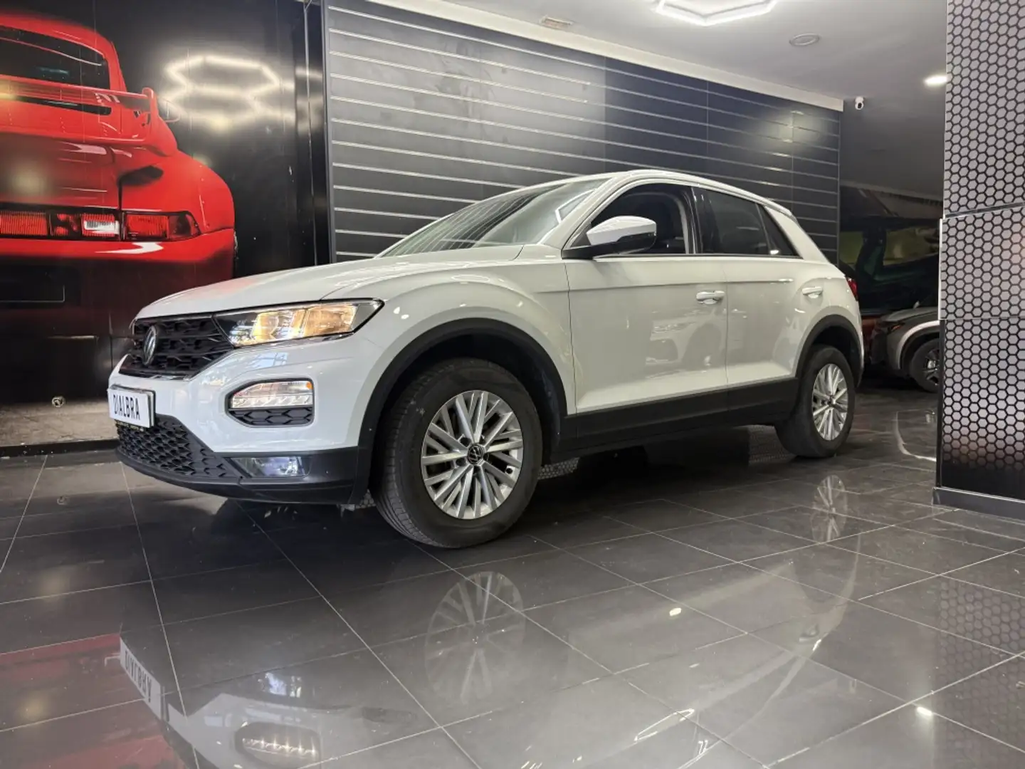 Volkswagen T-Roc 2.0TDI Advance 85kW Blanco - 1
