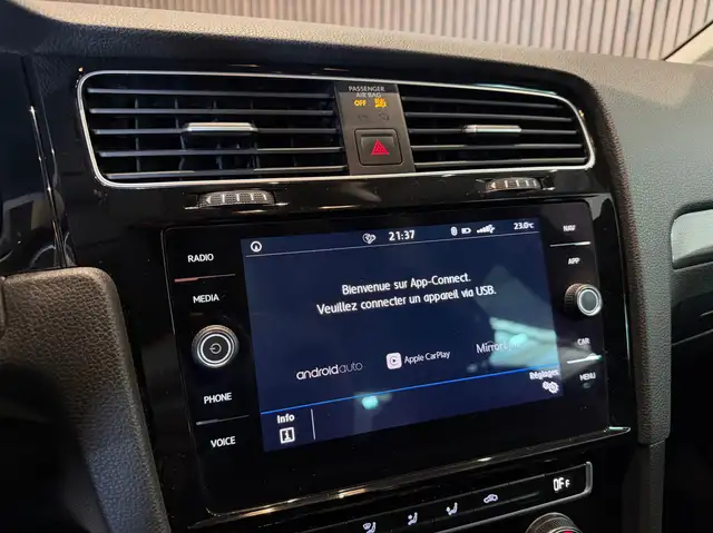 Volkswagen Golf view 14