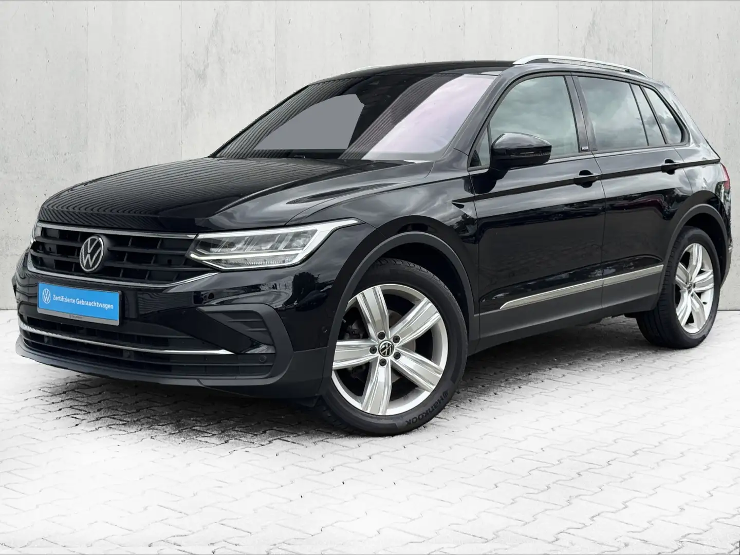 Volkswagen Tiguan 1.5 TSI DSG "ACTIVE" *AHK*LED*KEYLESS* Schwarz - 2