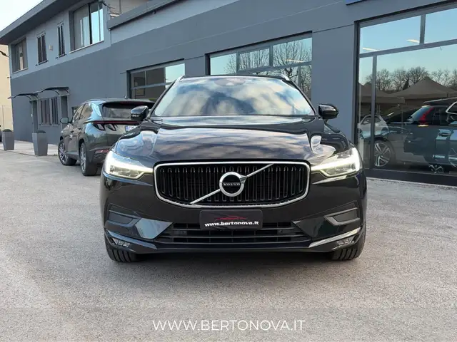 Volvo XC60 view 6