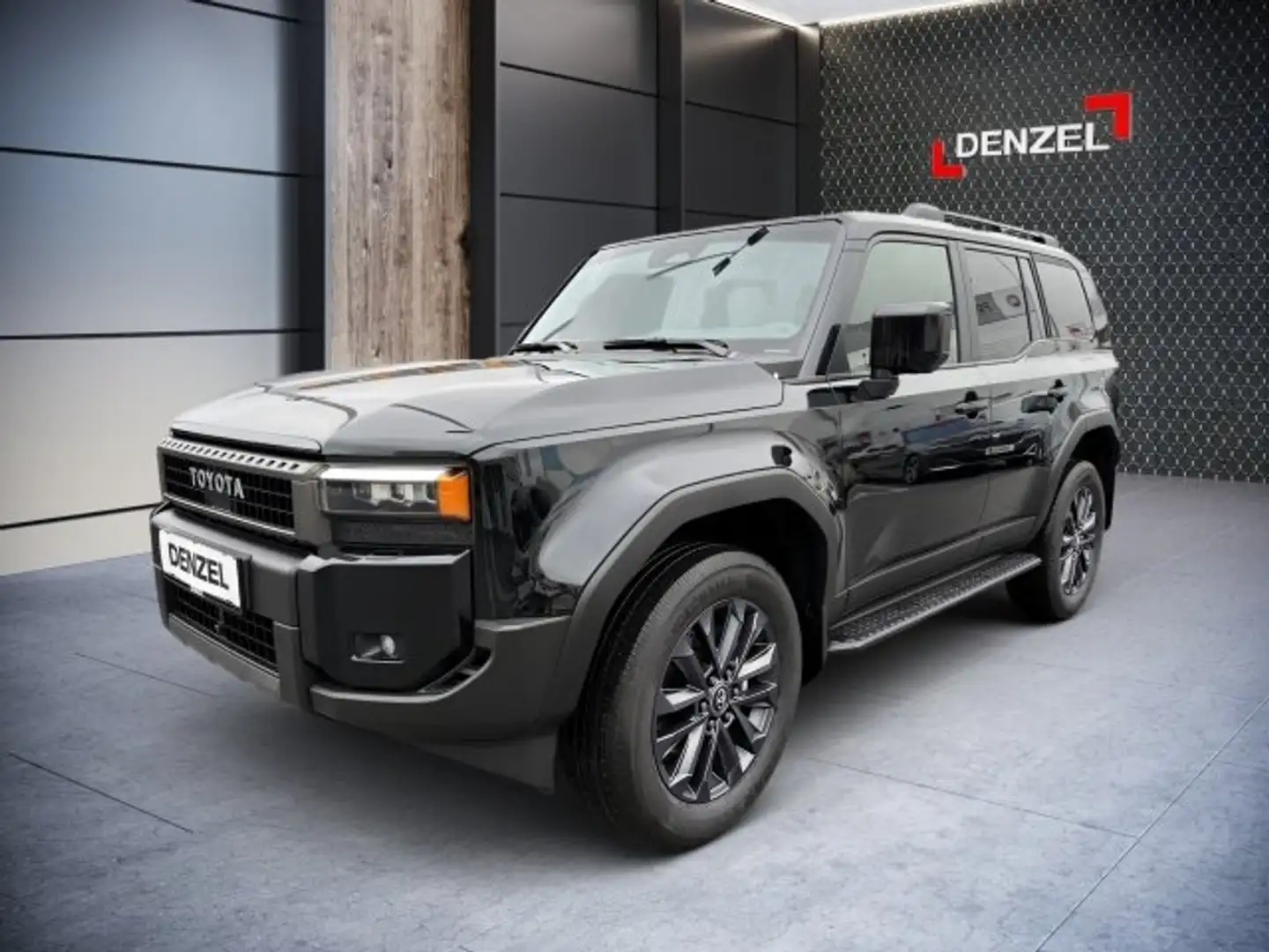 Toyota Land Cruiser Lounge Schwarz - 1