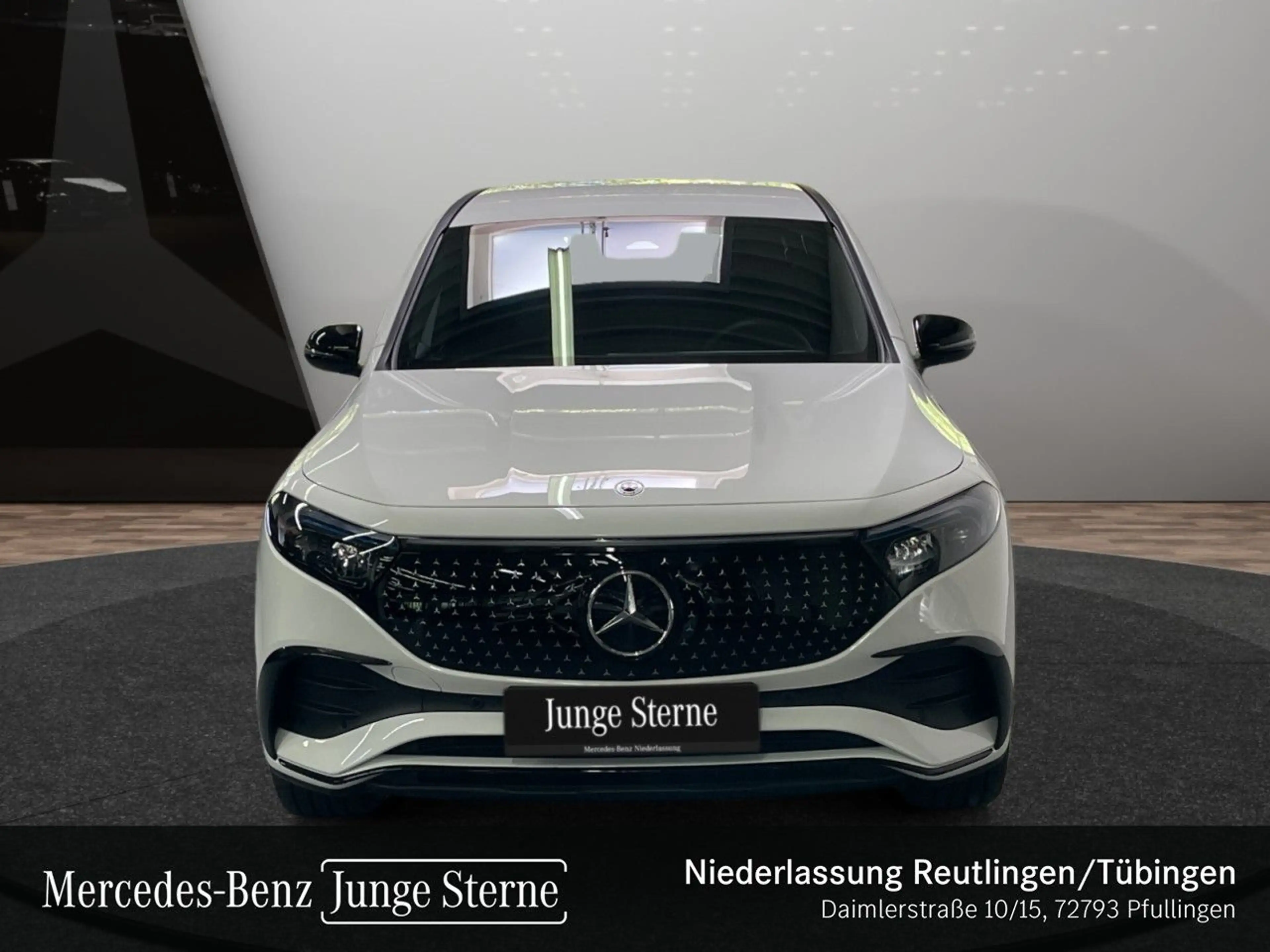 Mercedes-Benz EQB 250 AMG+NIGHT+ADVANCED+KAMERA+SPUR — photo 3
