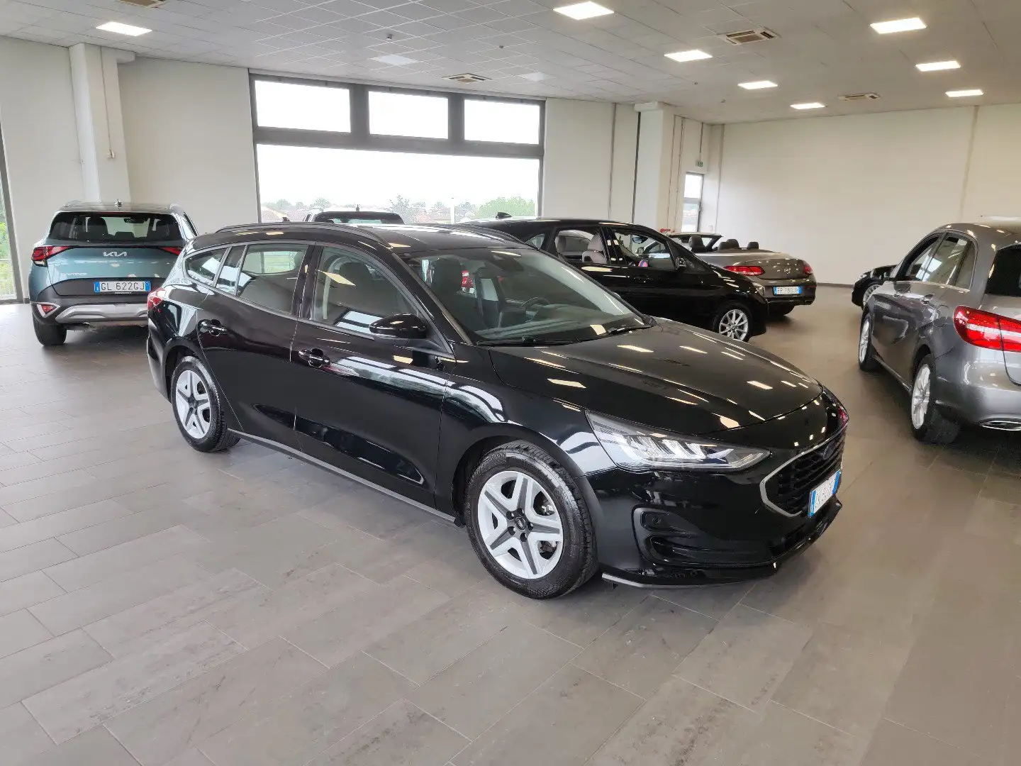 Ford Focus 1.5 EcoBlue 120CV SW Navi Cruise Fari LED Sensori Nero - 2
