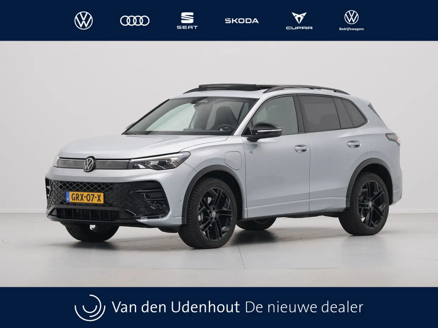 Volkswagen Tiguan 1.5 eHybrid 204pk R-Line Edition Panorama Navigati Gris - 1