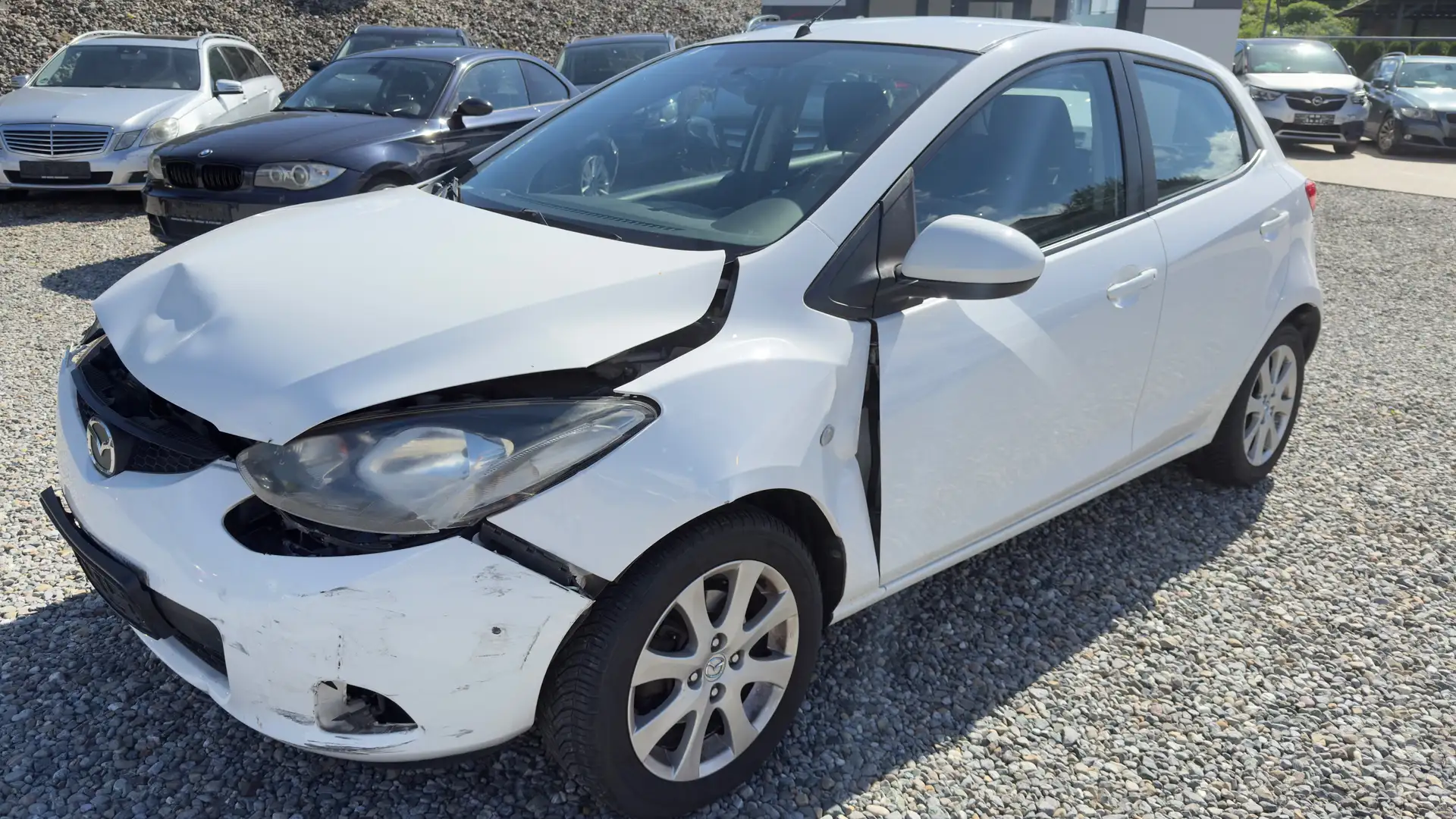 Mazda 2 1.3 Independence (5-trg.)(63kW) Weiß - 1