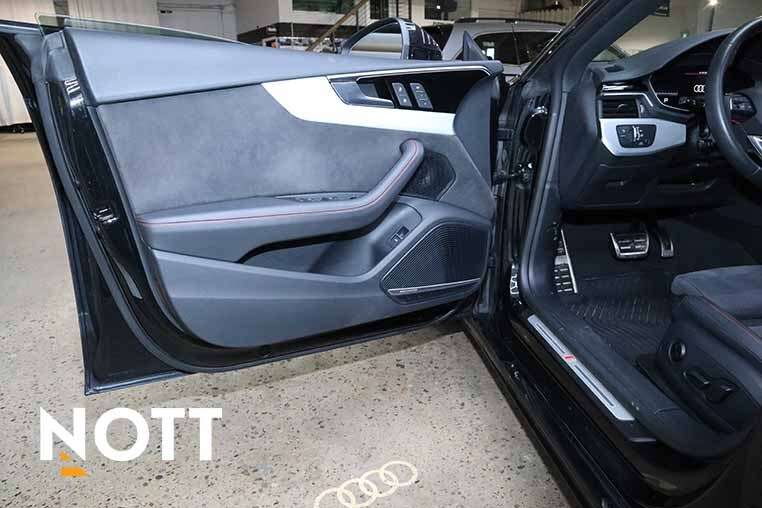 2024 Audi A5 TECHNIK | Black Optics Package thumb 10