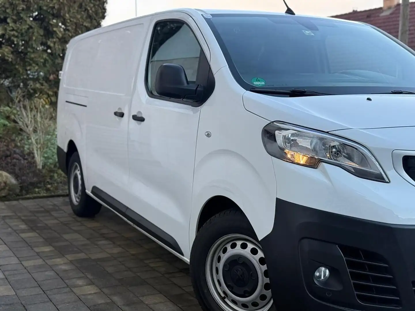 Peugeot Expert Premium Doppelkabine L2H1 BlueHDi 150 S&S Weiß - 2