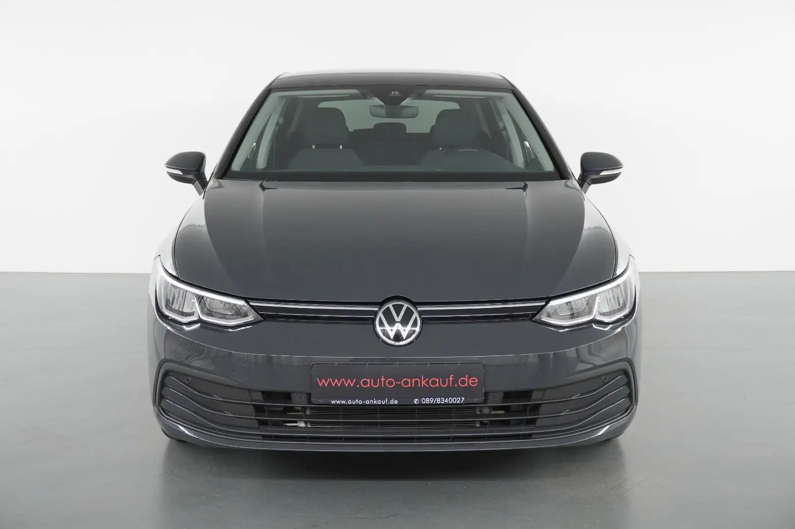 Volkswagen Golf VIII Lim. Life Discover Pro AHK Kamera ACC Grau - 2