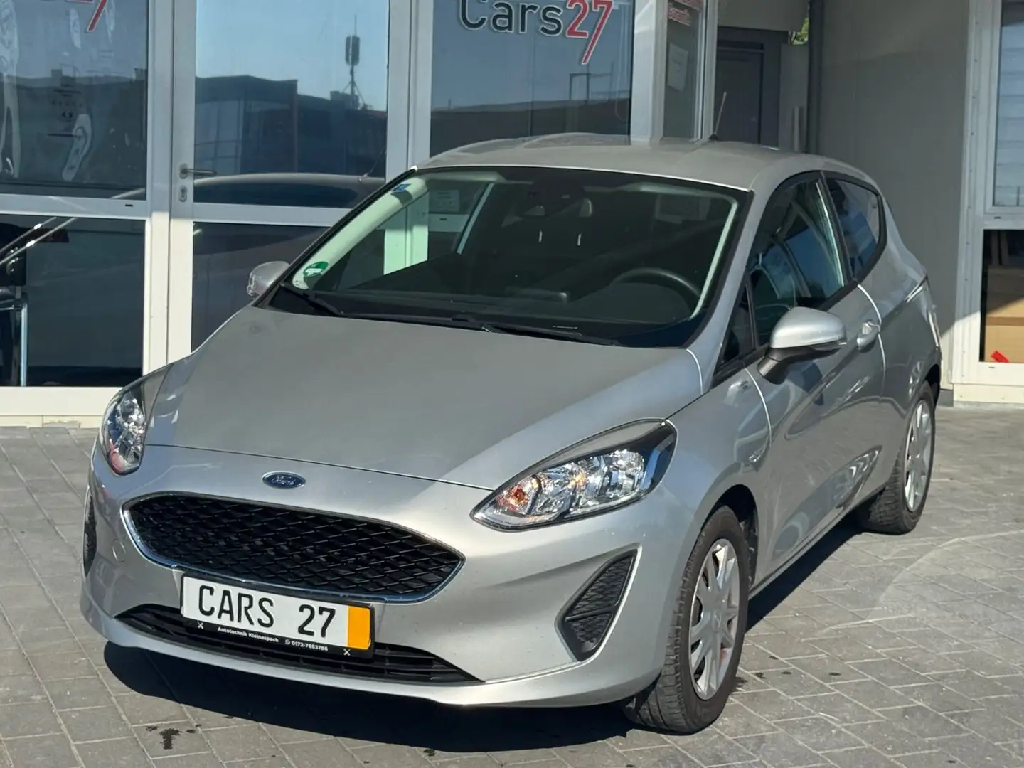 Ford Fiesta Klima SHZ SpurhalteAss. Tempomat Argent - 1