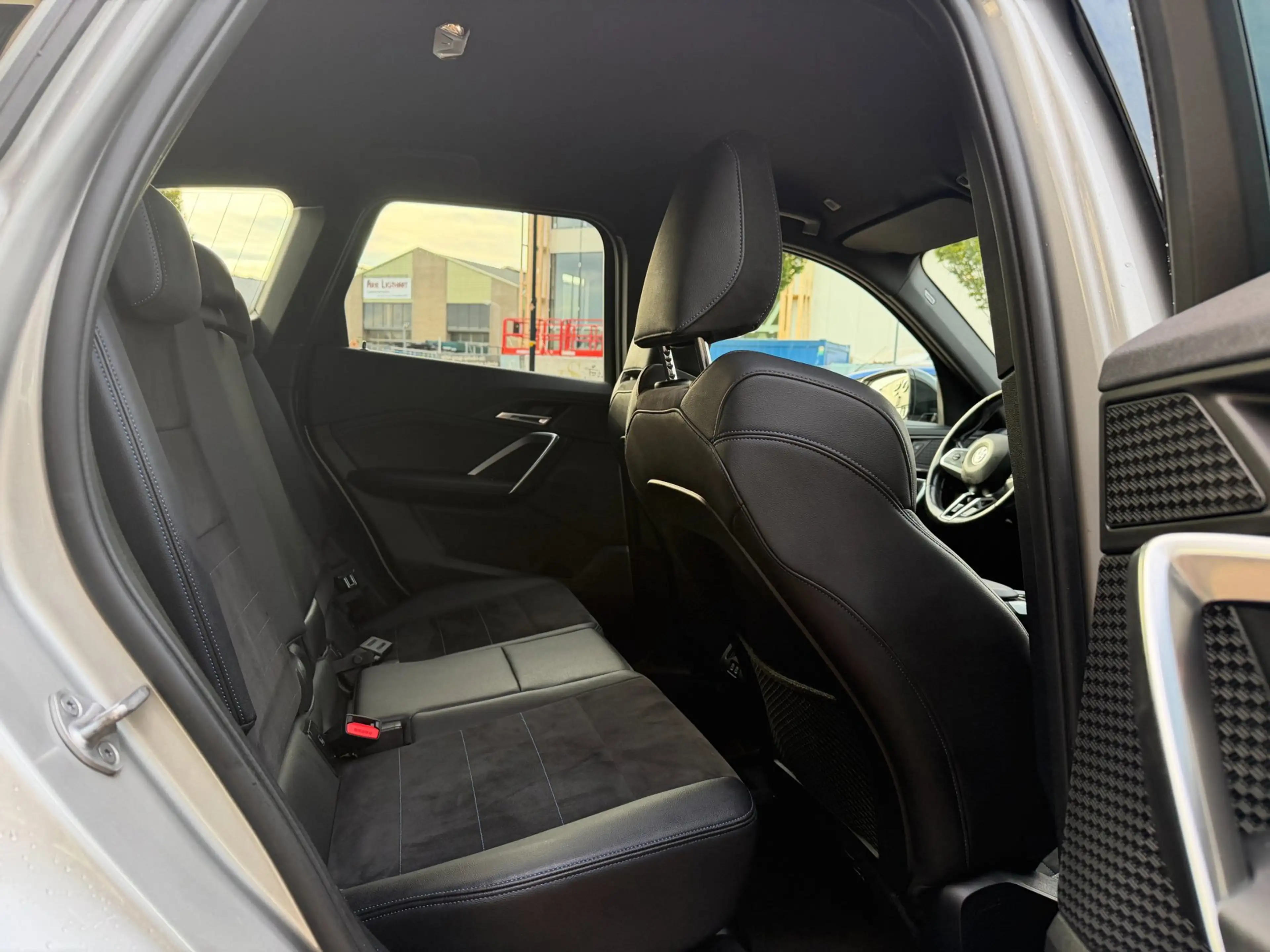 BMW X1 SDrive18i AUT|Alcantara|NAVI|Camera|Trekhaak|Deale — photo 13