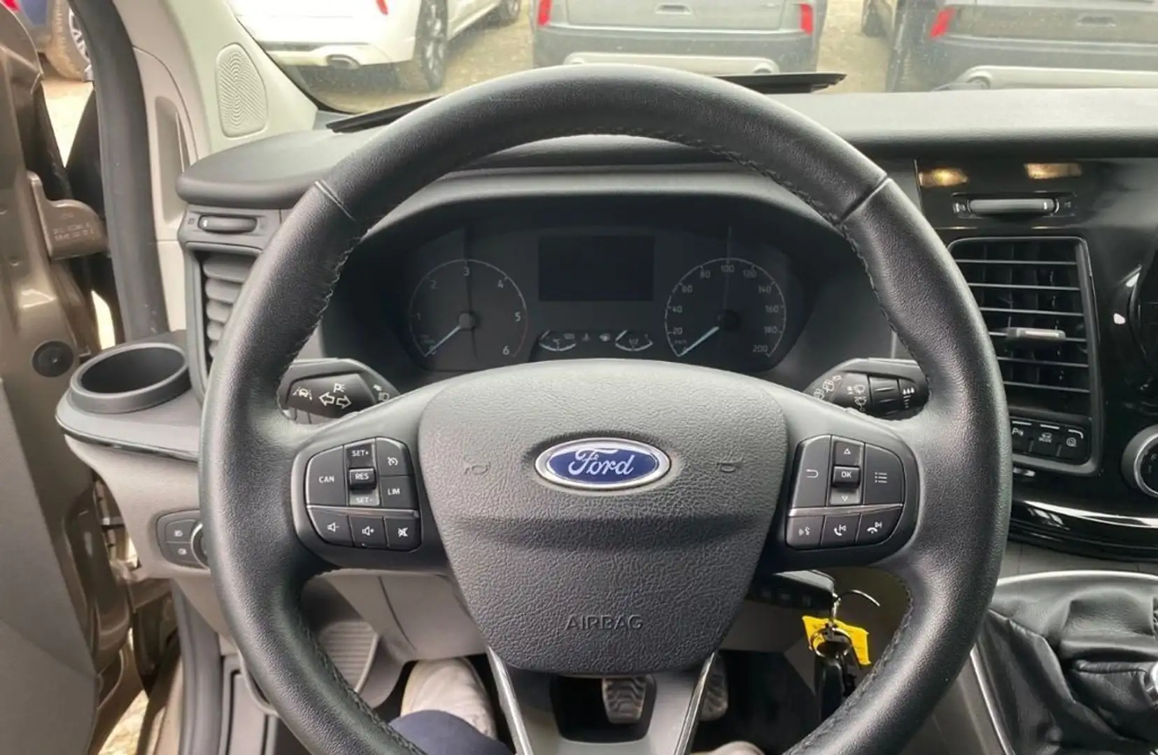 Ford Tourneo Custom 320 2.0 EcoBlue 130CV L2  Trend Beige - 1