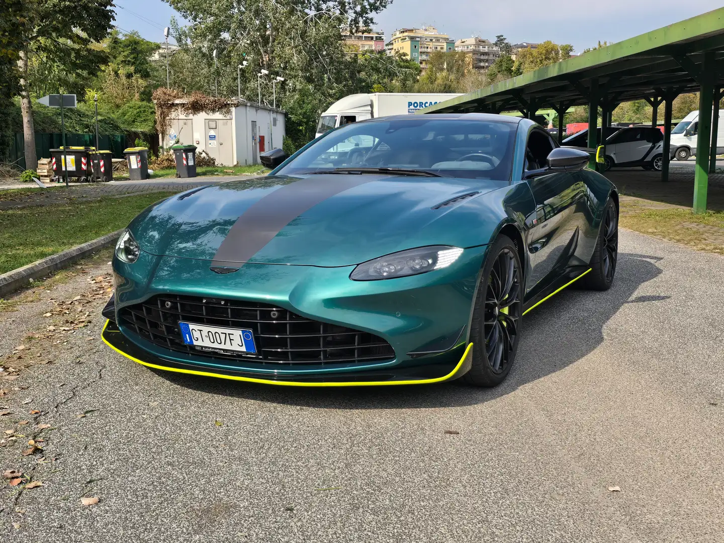 Aston Martin Vantage SUBENTRO LEASING 1600+IVA Verde - 1