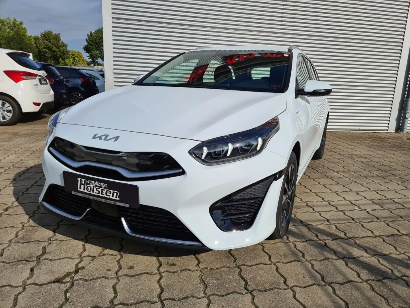 Kia Ceed / cee'd SW 1.6 GDI DCT OPF Plug-in-Hybrid Vision Weiß - 1