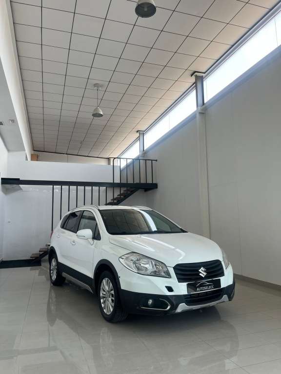 Suzuki SX4 Todoterreno Manual de 5 Puertas - foto 1