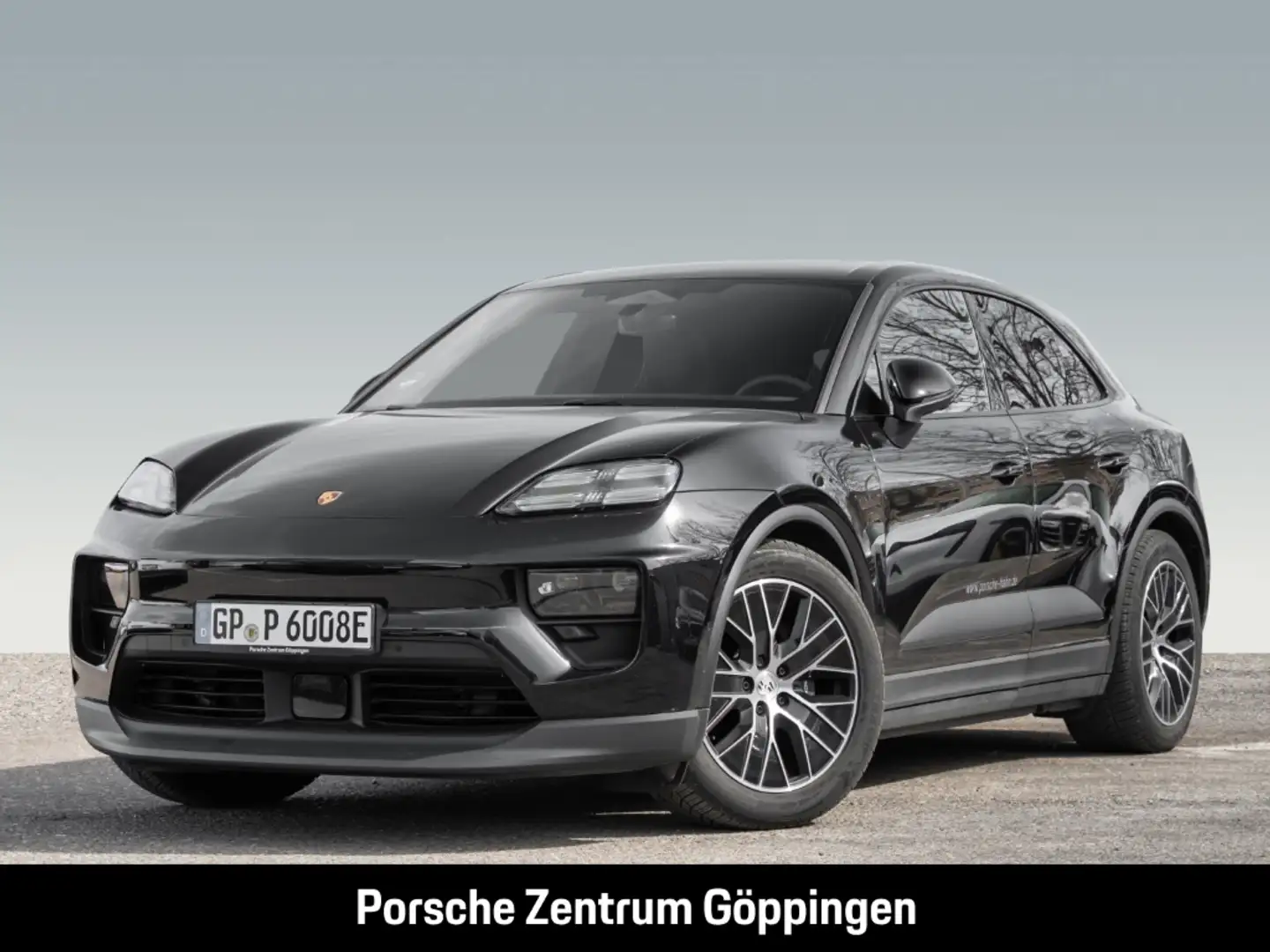 Porsche Macan 4 BOSE InnoDrive LED-Matrix Panoramadach Schwarz - 1