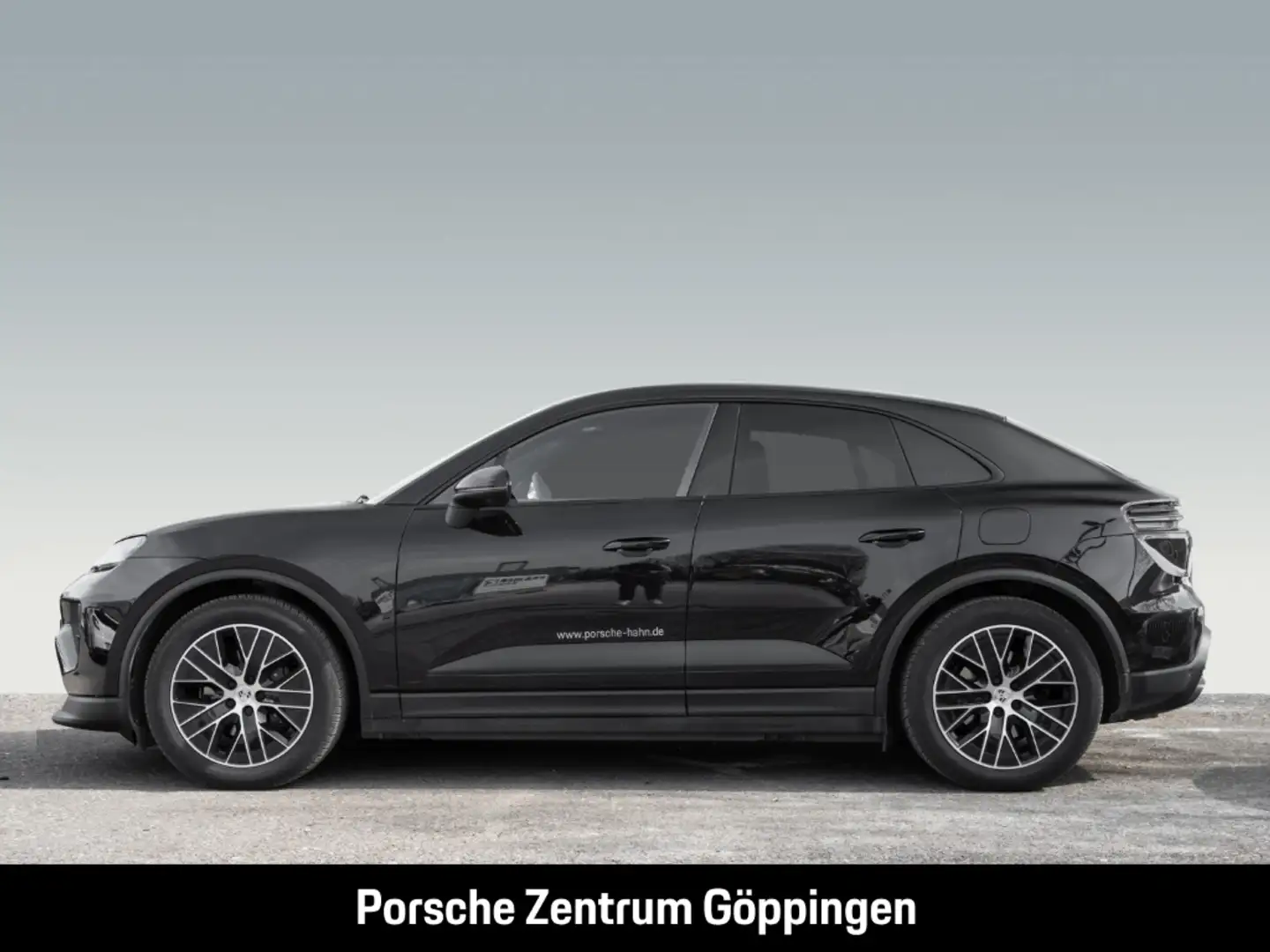 Porsche Macan 4 BOSE InnoDrive LED-Matrix Panoramadach Schwarz - 2