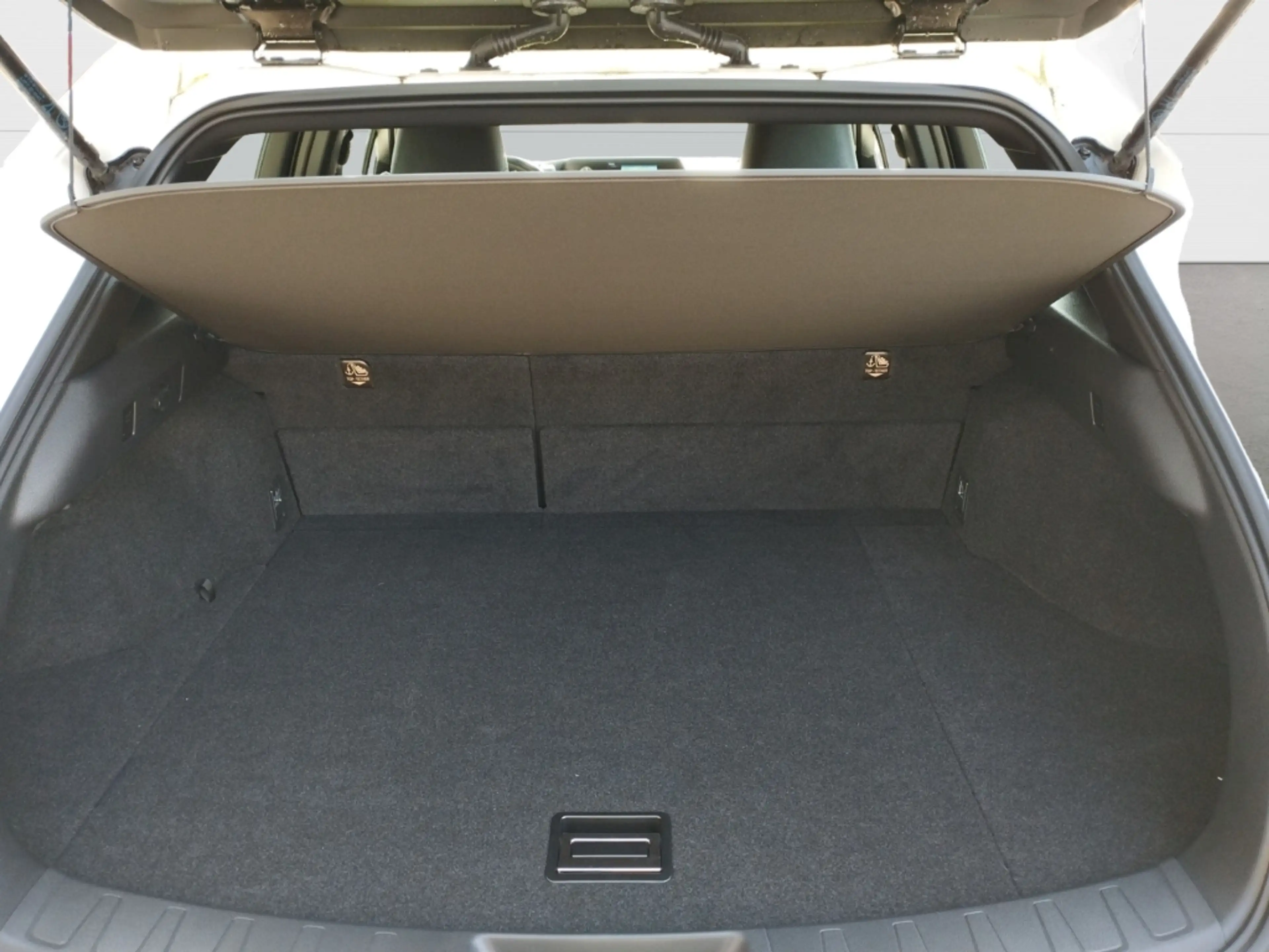 Lexus UX 250h Executive LED+SITZHZG.+KAMERA+TEMPOMAT+ Dyn. Kurve — photo 9