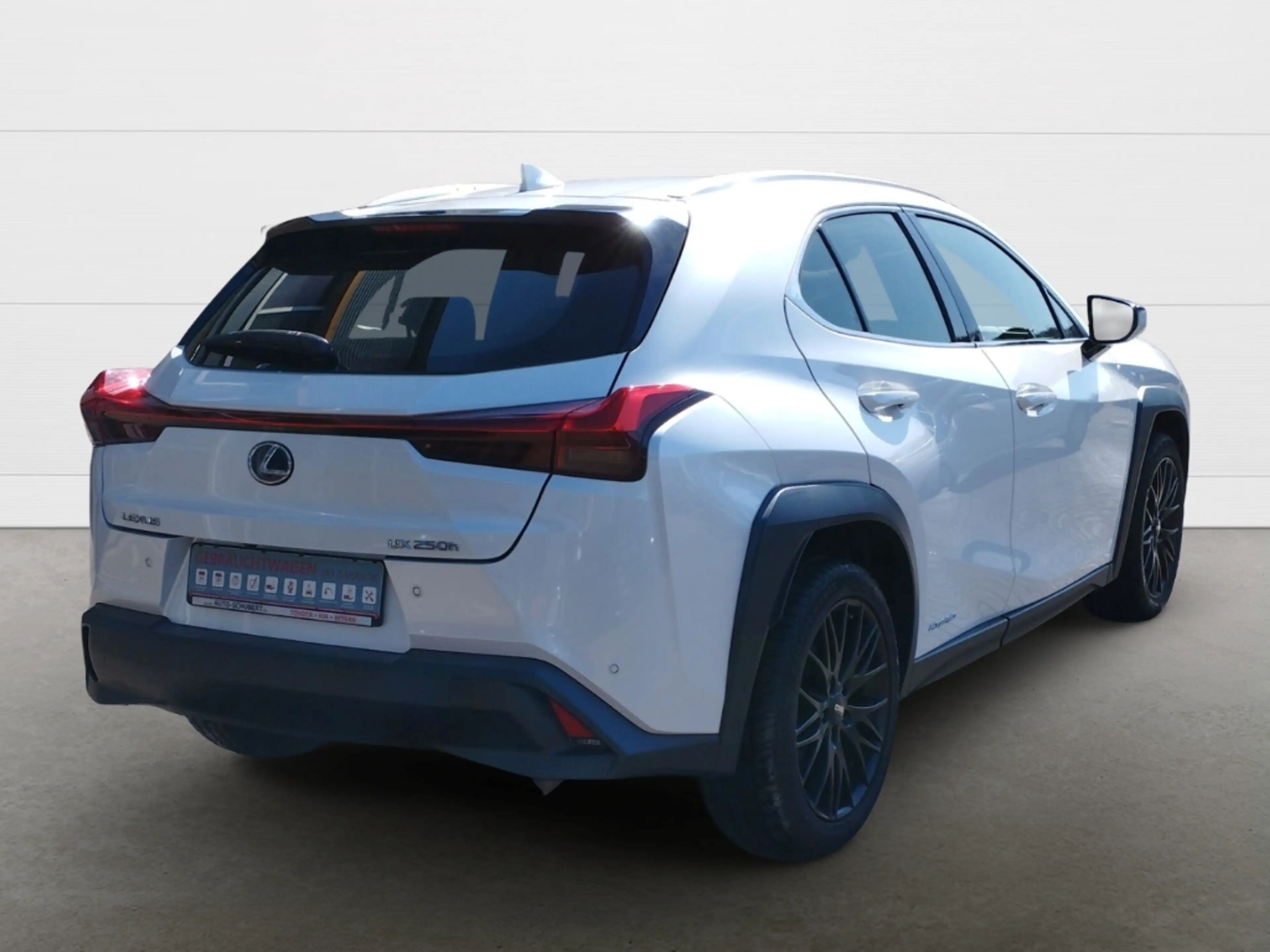 Lexus UX 250h Executive LED+SITZHZG.+KAMERA+TEMPOMAT+ Dyn. Kurve — photo 10