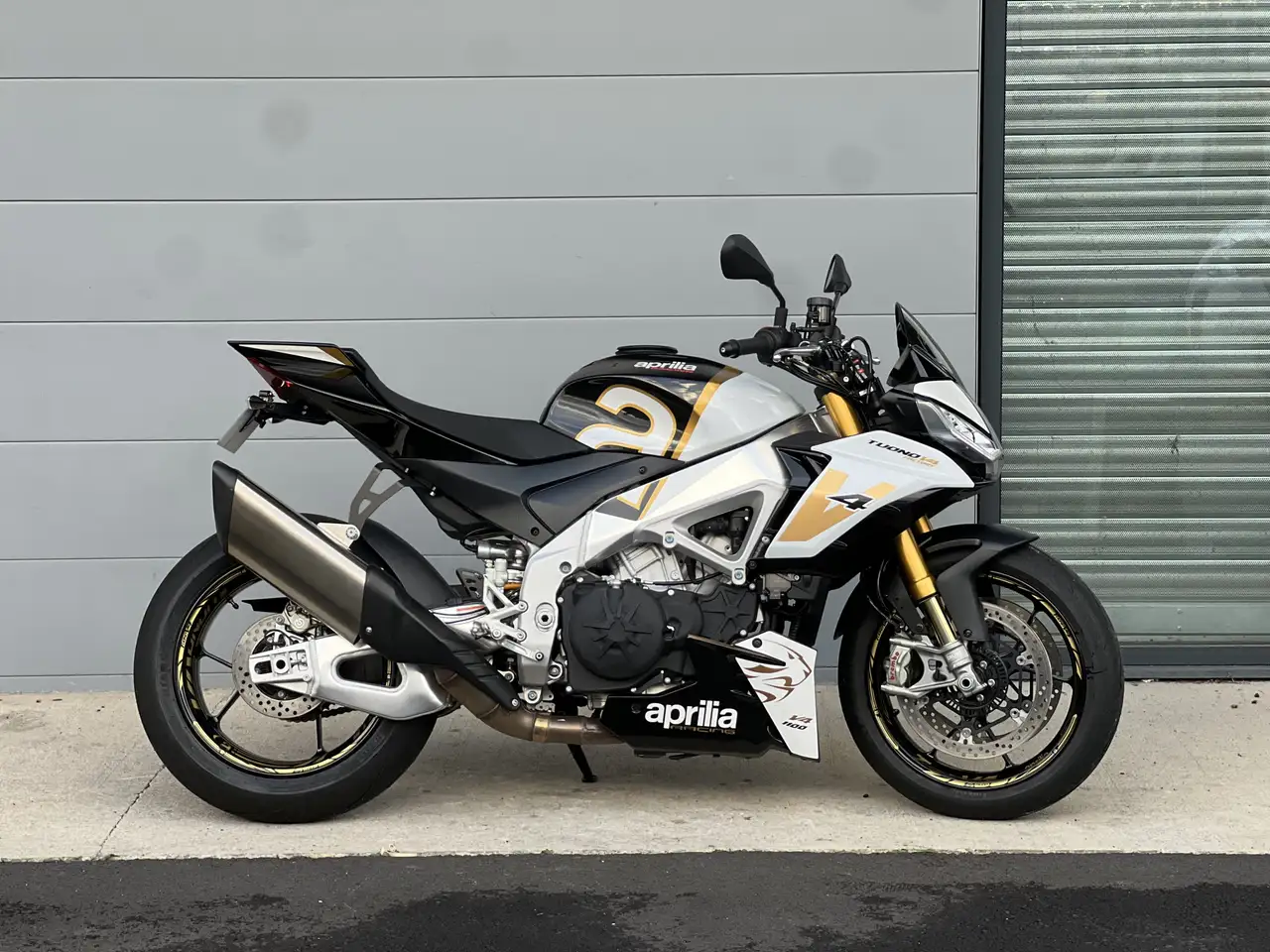 Aprilia Tuono