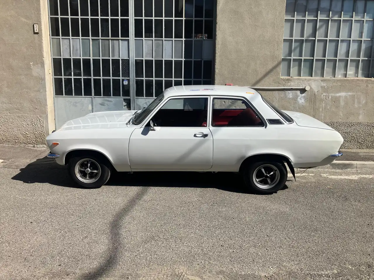 Opel Ascona 1.2 due porte, foto 4
