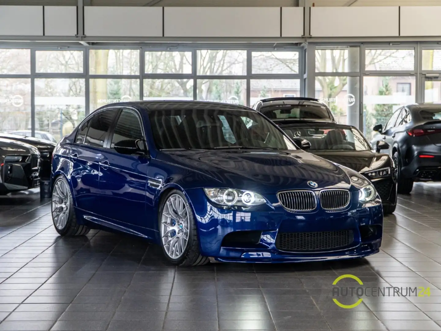 BMW M3 E90 Schalter Carbon G80Sitze F80Bremse BRD Bleu - 1