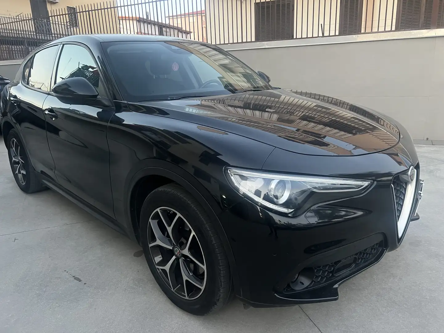 Alfa Romeo Stelvio 2.2 t Business rwd 190cv auto - 1