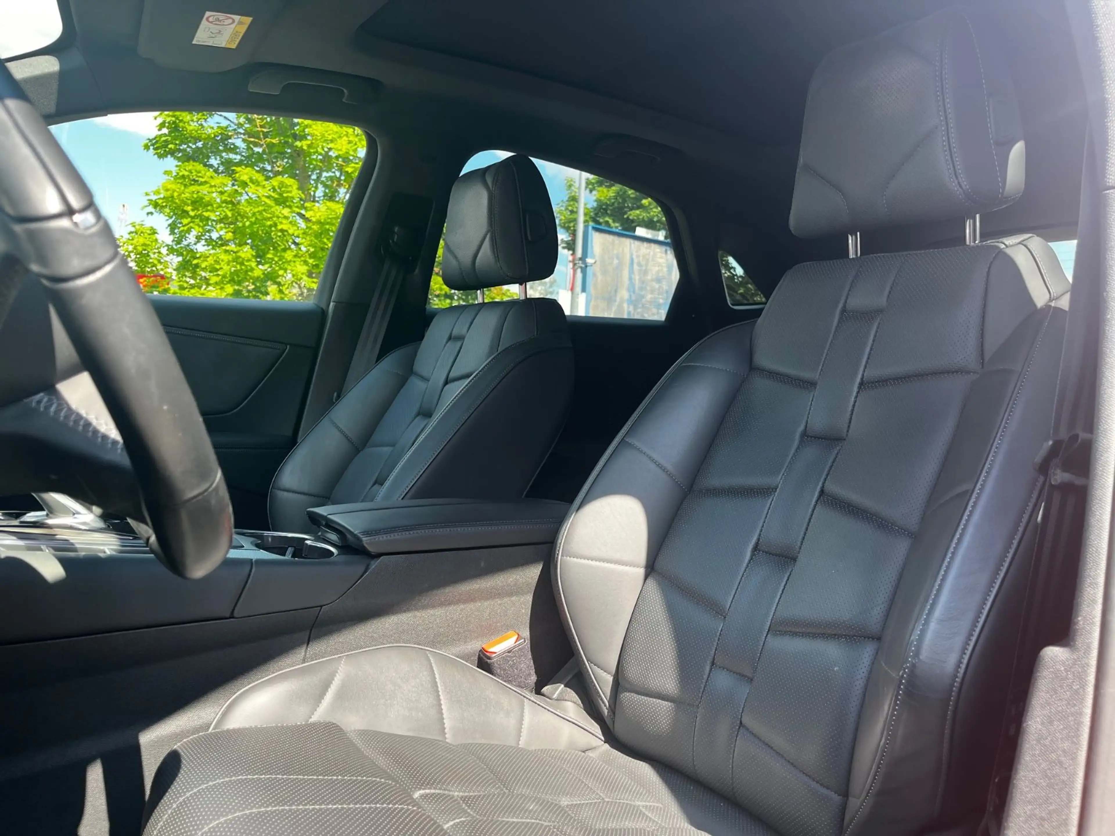 DS Automobiles DS 7 Crossback Be Chic *Panoramadach/Sitzhzg./PDC — photo 10