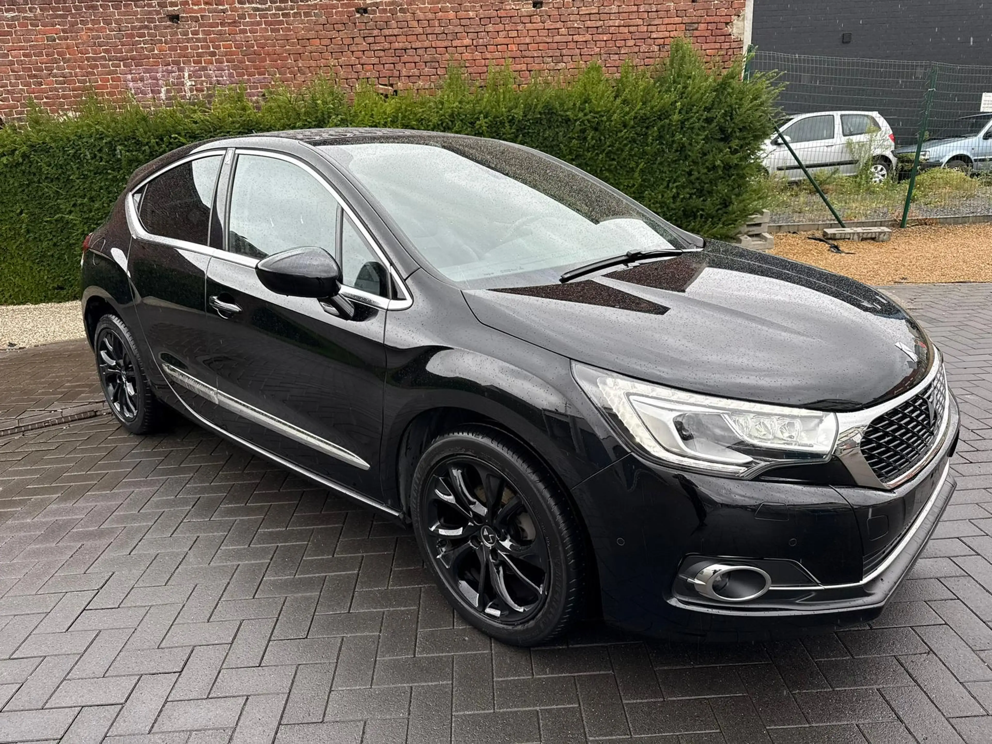 DS Automobiles DS 4 DS 4 1.2 PureTech Business GPS S GARANTIE 1 AN/JAAR — photo 2