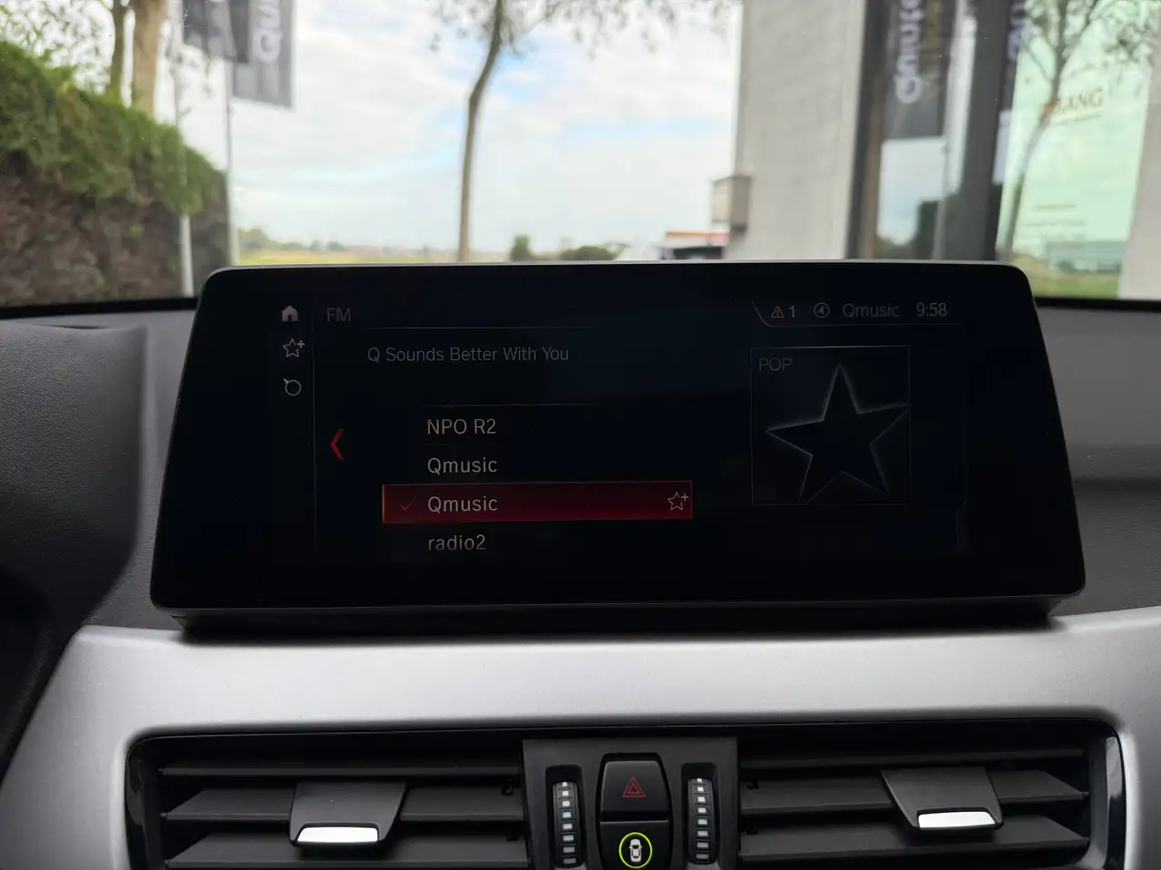 BMW X1 Plug in Hybride,Open dak,Leder,Elektrische zetels met memory functie,Elektrische koffer,Verwarmde zetels,Head Up display, миниатюра 20
