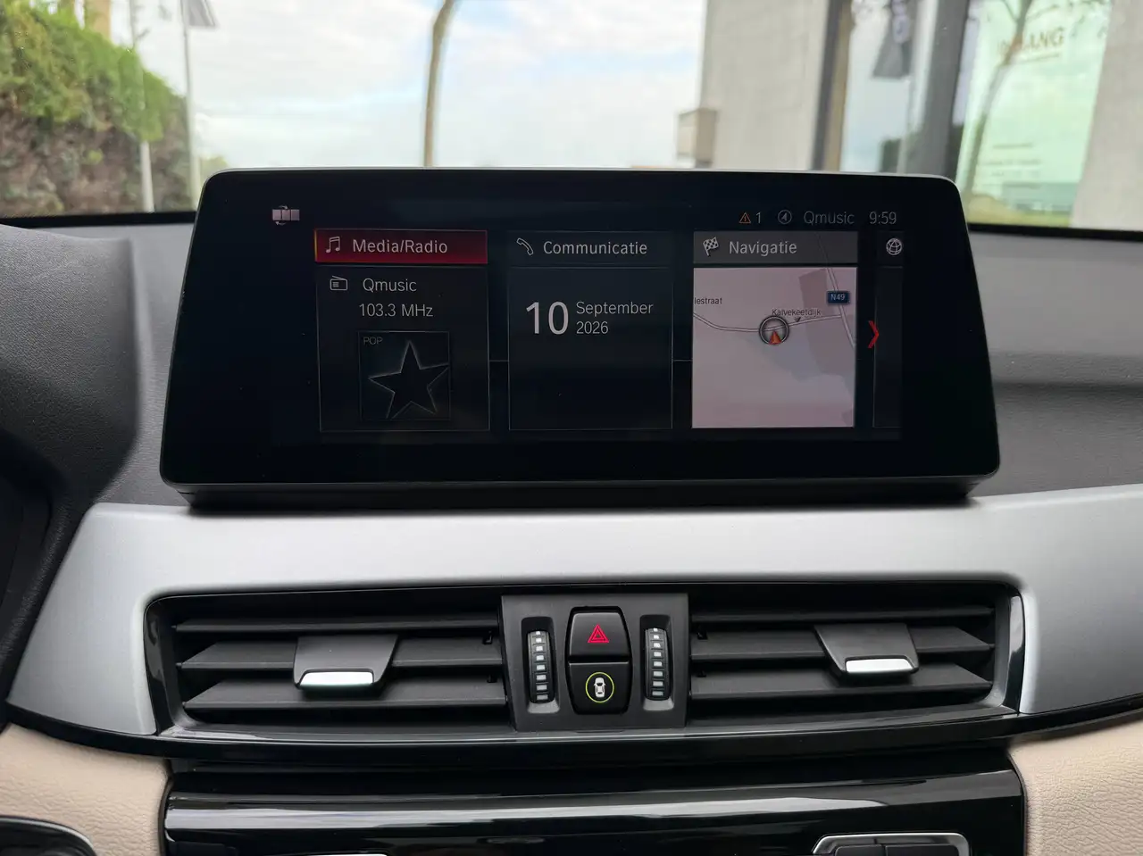 BMW X1 Plug in Hybride,Open dak,Leder,Elektrische zetels met memory functie,Elektrische koffer,Verwarmde zetels,Head Up display, миниатюра 21