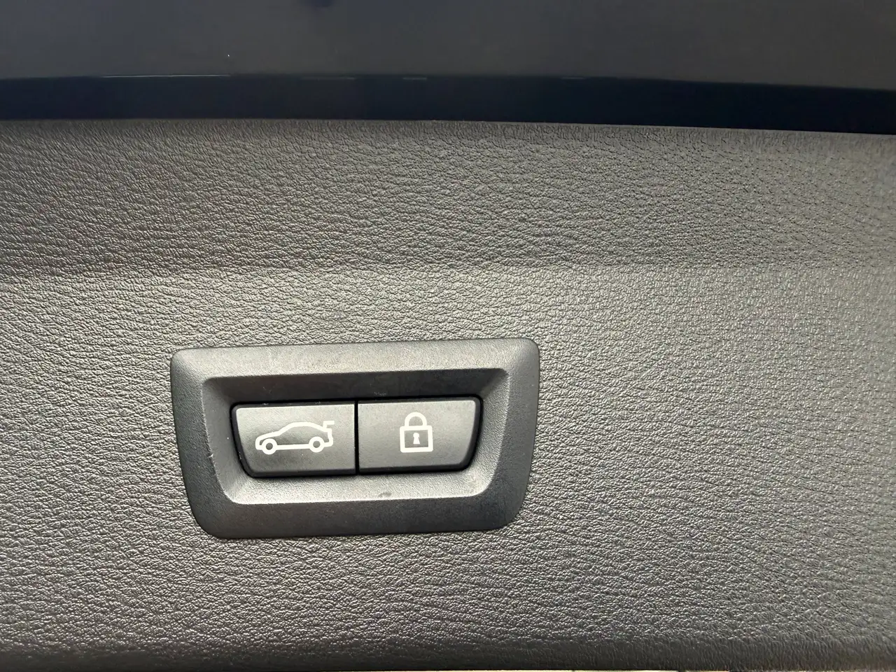 BMW X1 Plug in Hybride,Open dak,Leder,Elektrische zetels met memory functie,Elektrische koffer,Verwarmde zetels,Head Up display, миниатюра 10