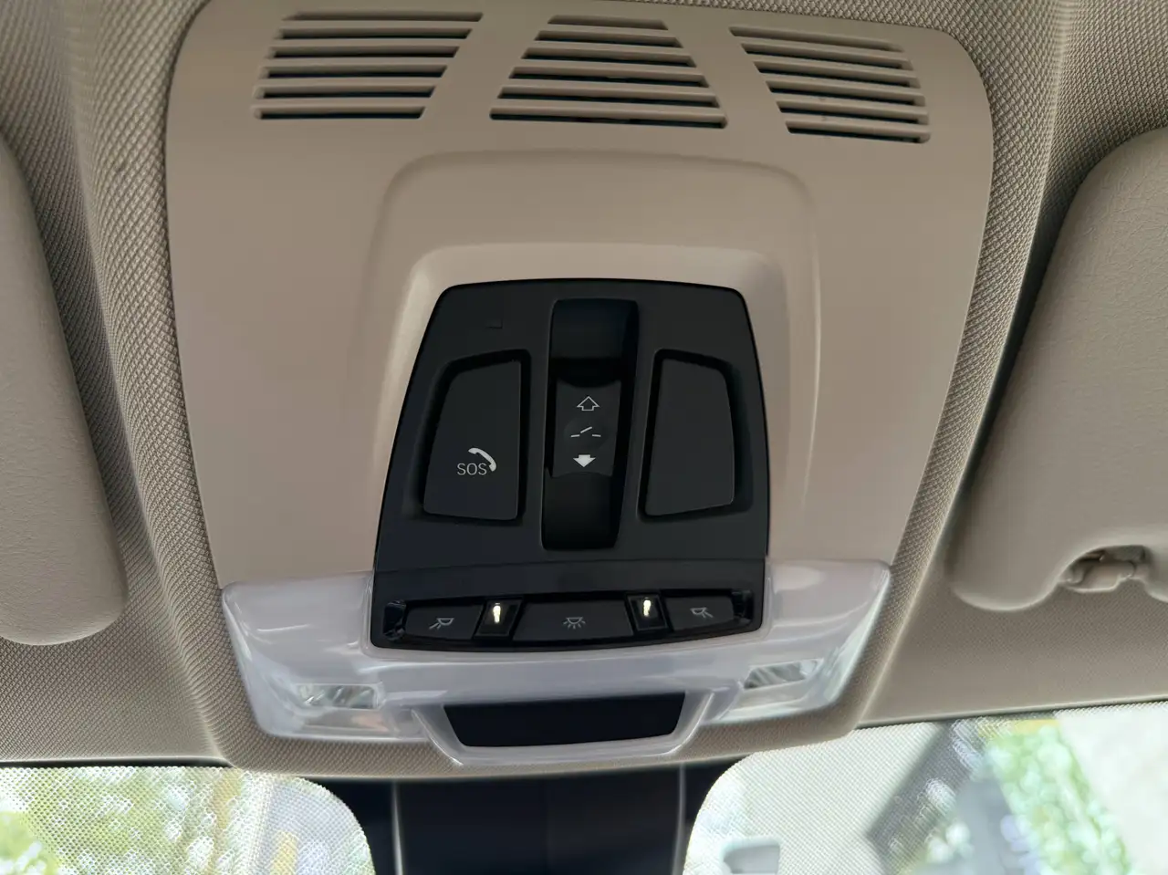 BMW X1 Plug in Hybride,Open dak,Leder,Elektrische zetels met memory functie,Elektrische koffer,Verwarmde zetels,Head Up display, миниатюра 16