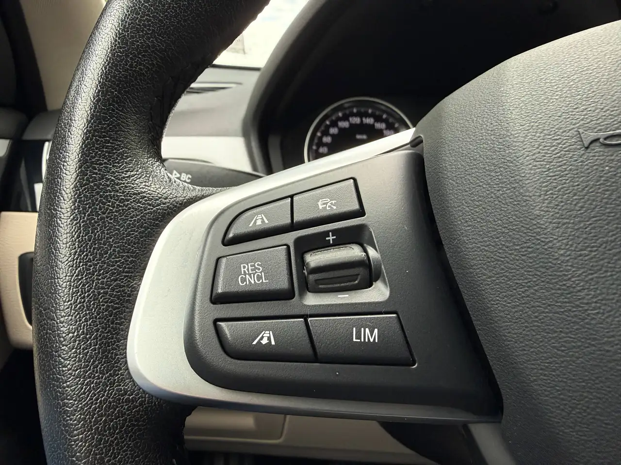 BMW X1 Plug in Hybride,Open dak,Leder,Elektrische zetels met memory functie,Elektrische koffer,Verwarmde zetels,Head Up display, миниатюра 14