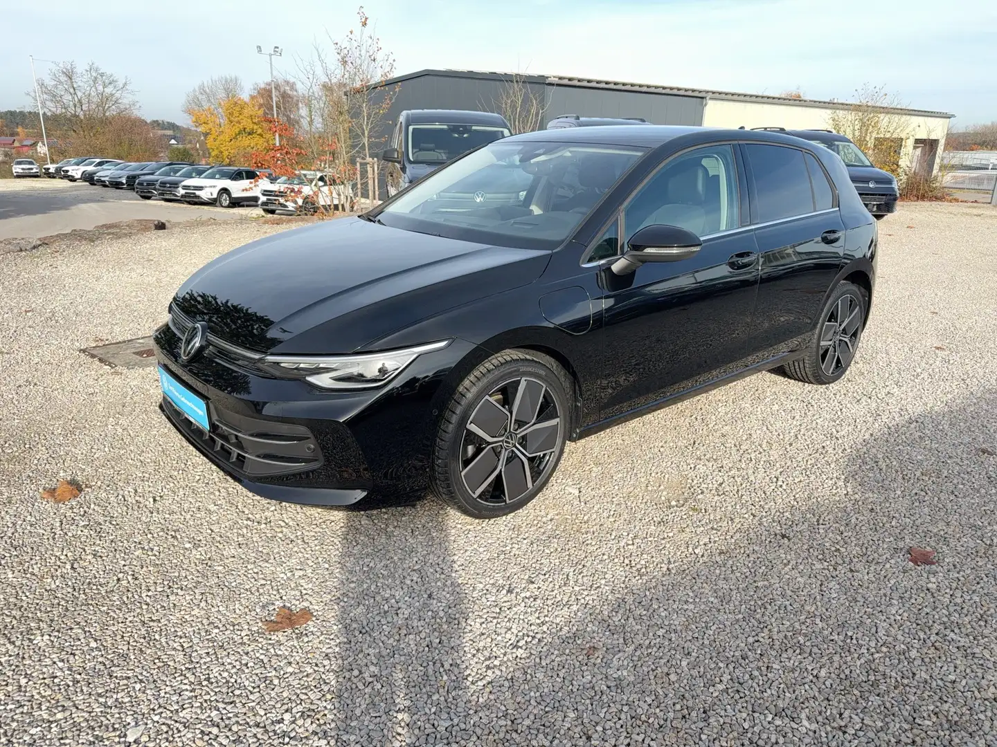 Volkswagen Golf Style eHybrid CarPlay+Matrix+ACC+AHK+LED Schwarz - 2