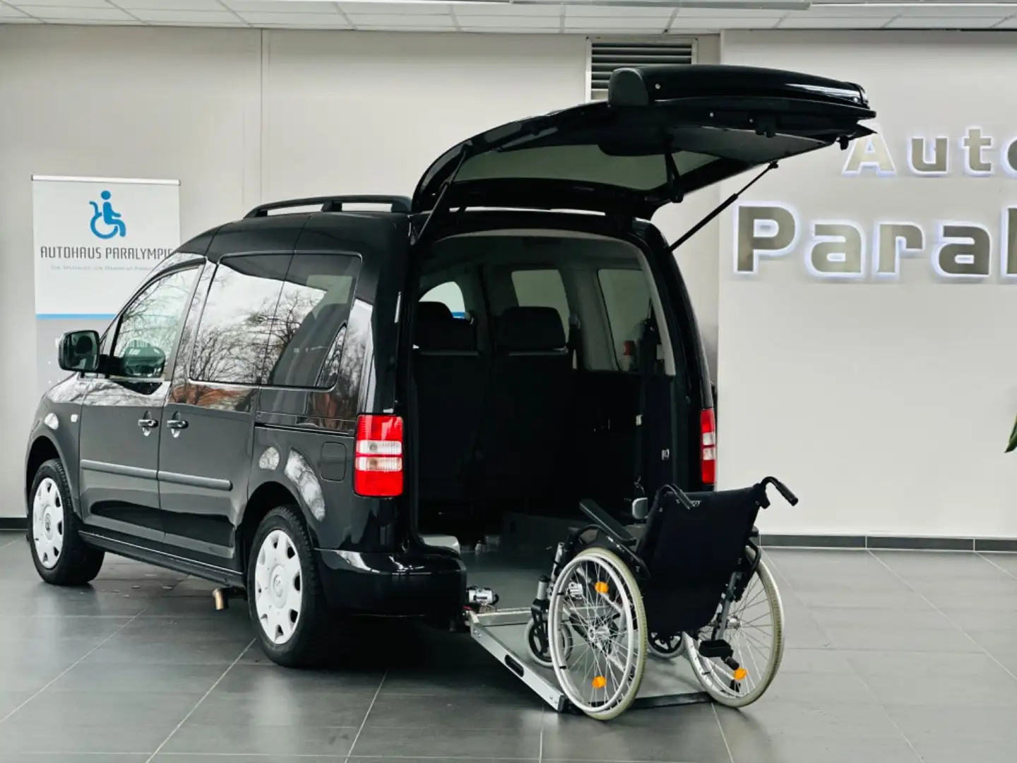 Volkswagen Caddy 2.0 TDI Behindertengerecht-Rampe Negro - 1