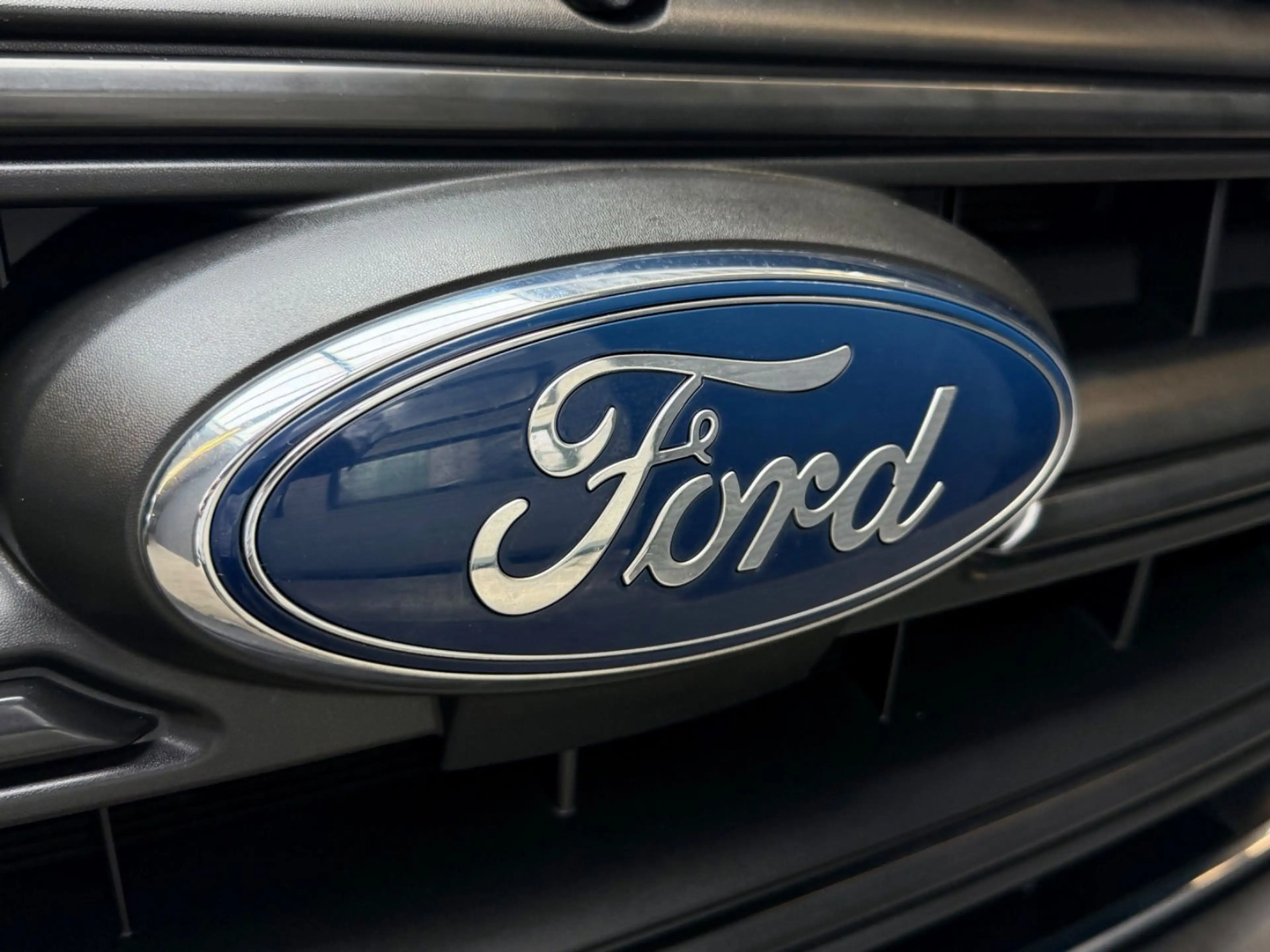 Ford Transit 2.0 D L2H2 4X4 3,5t AHK CAM KLIMA TEMPOM — photo 4