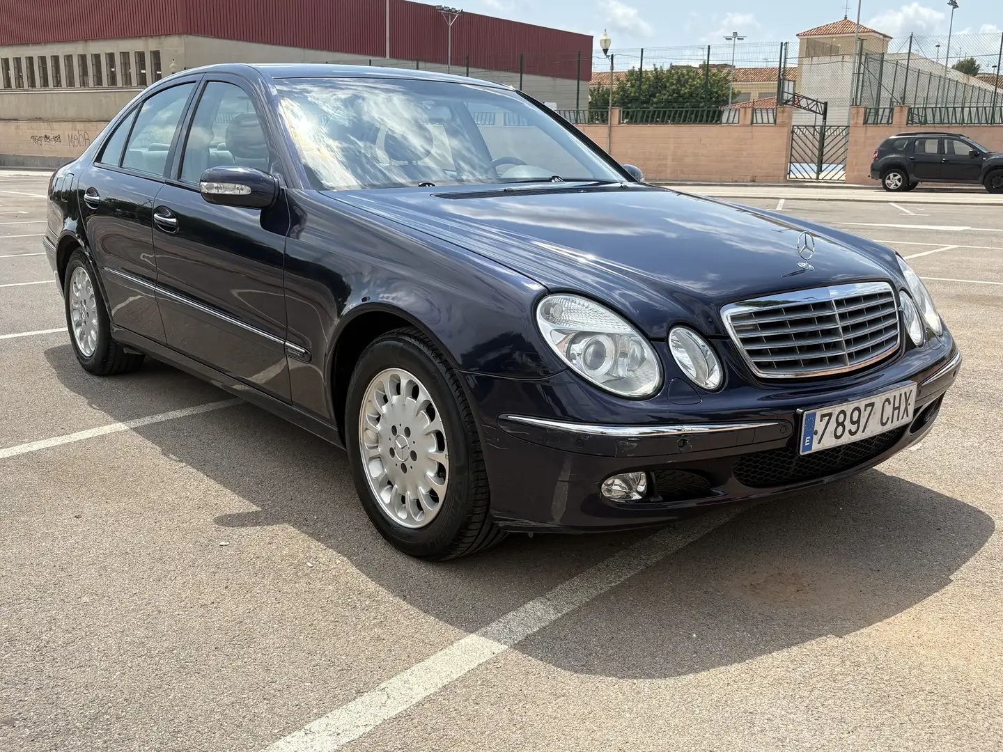Mercedes-Benz E 320 - 1