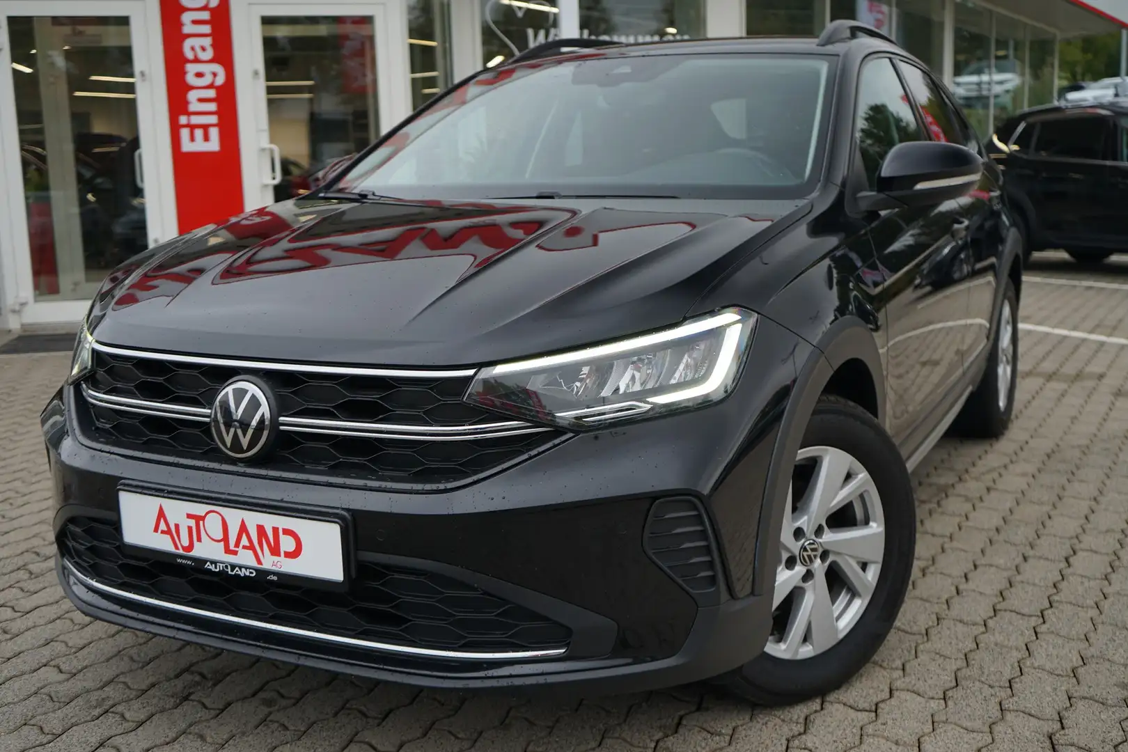 Volkswagen Taigo 1.0 TSI DSG LED Navi Tempomat Noir - 2