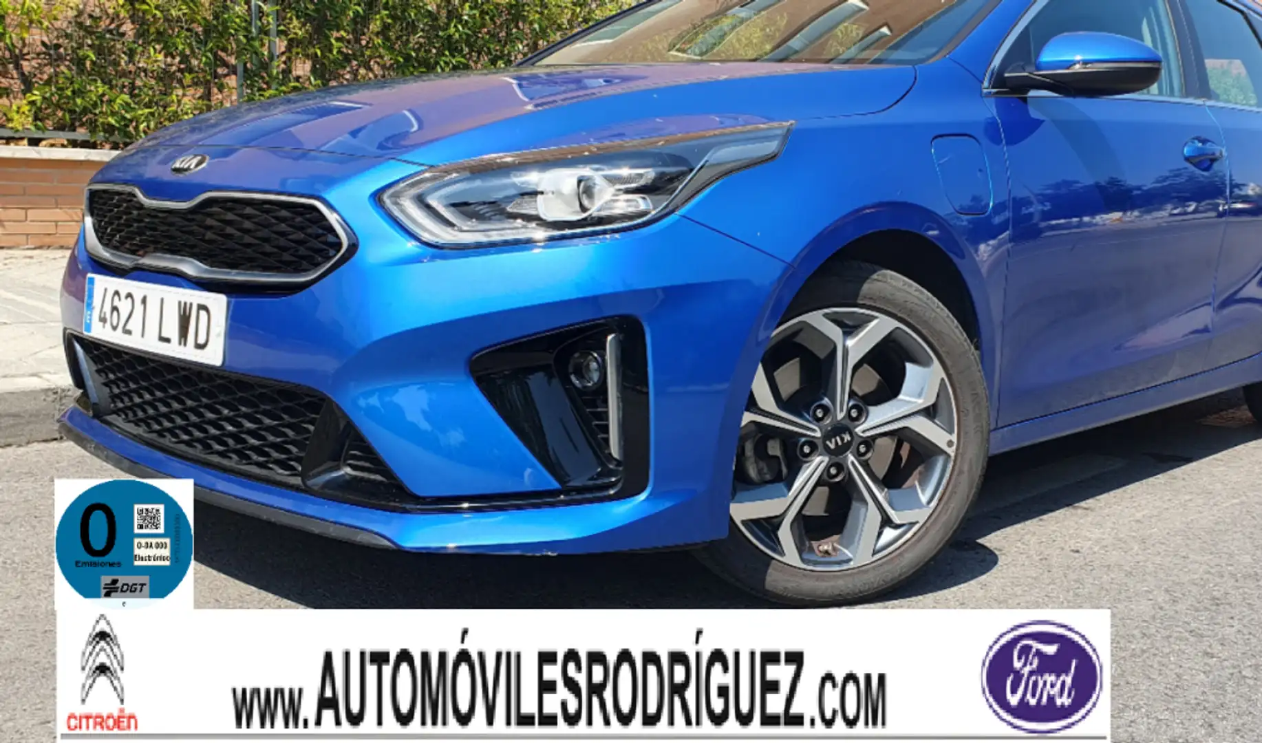 Kia Ceed / cee'd Tourer 1.6 PHEV eTech Aut. Albastru - 1