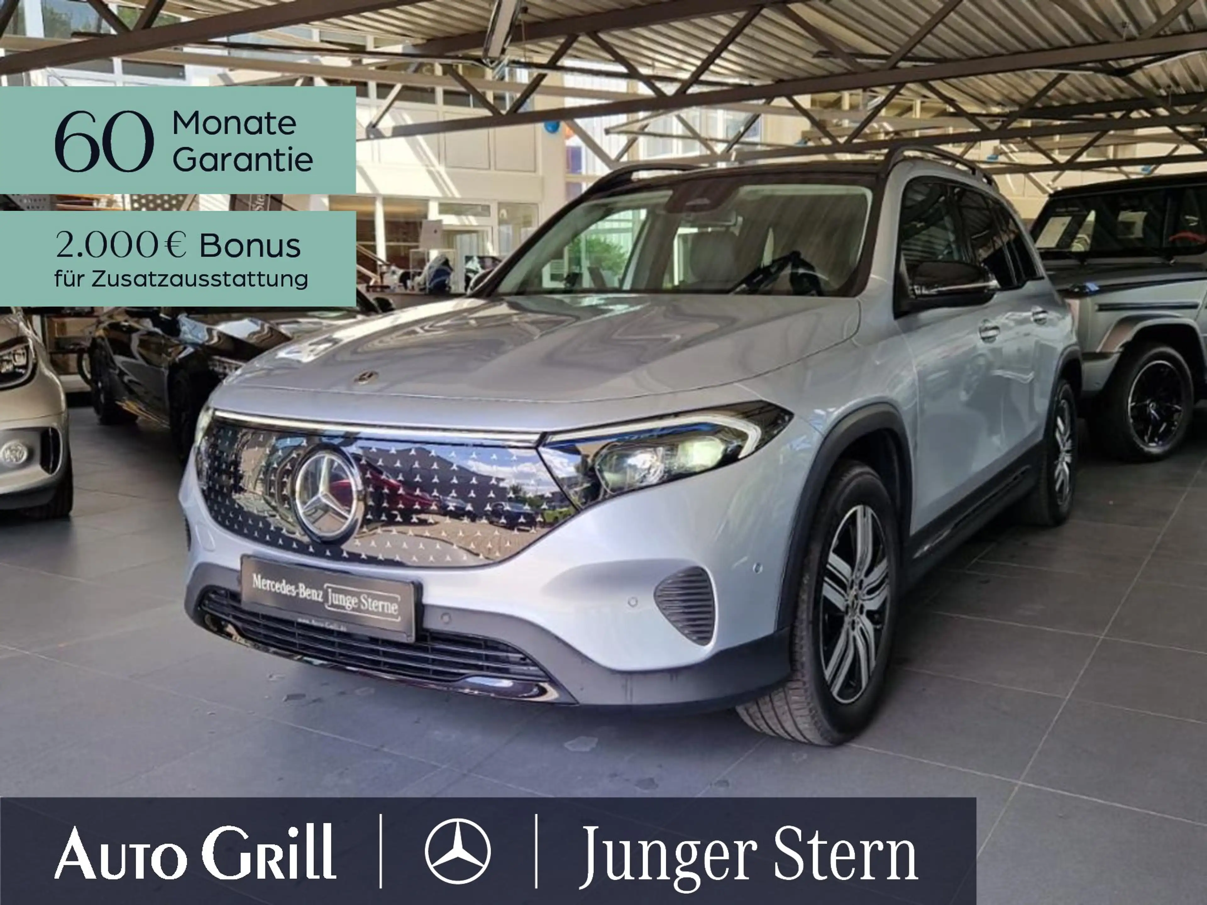 Mercedes-Benz EQB 300 4M ElectricArt Night Pano AHK Distronic