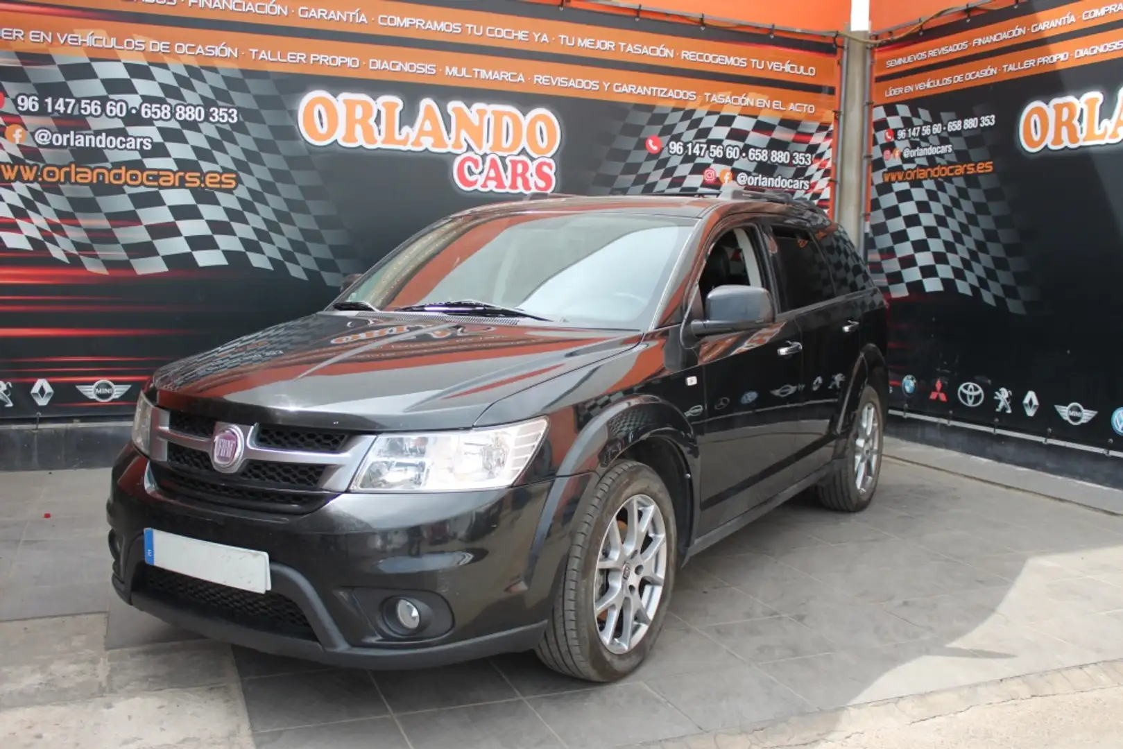 Fiat Freemont 2.0 Diesel Urban 170 Schwarz - 1