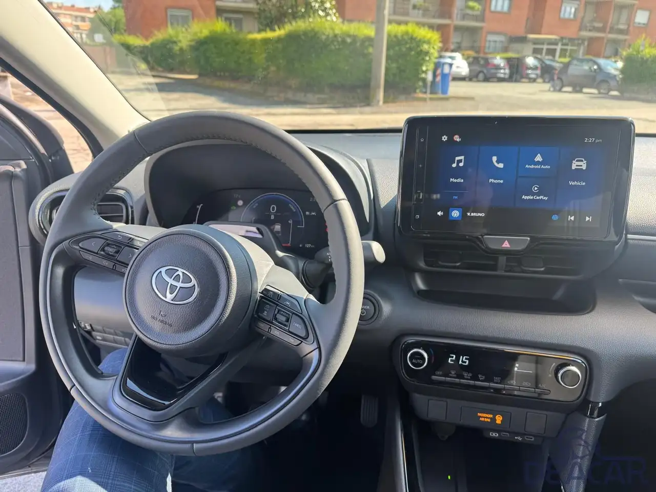Toyota Yaris Hybrid 115 Icon, миниатюра 17