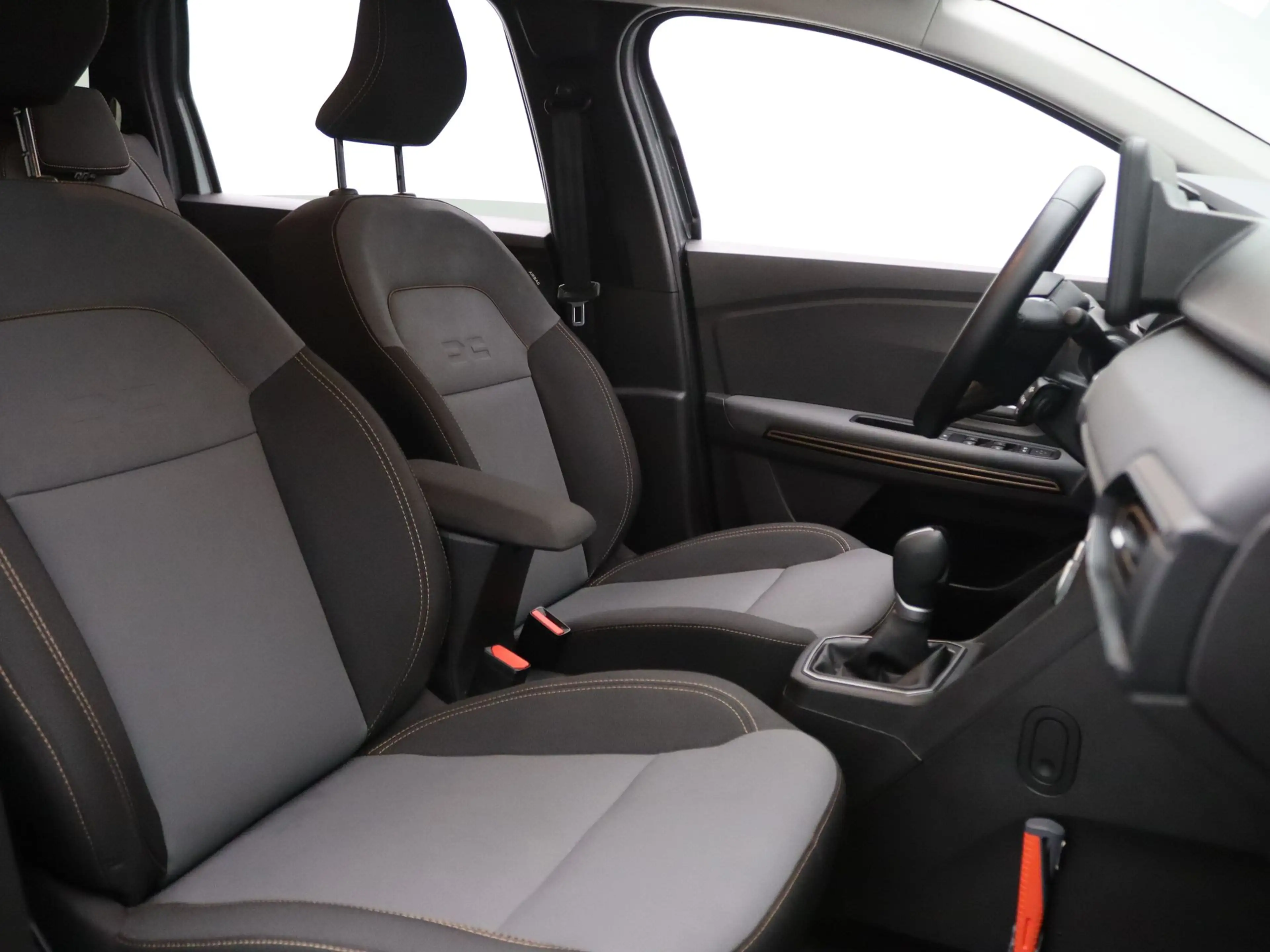 Dacia Jogger 140pk Hybrid Extreme 7p. Apple Carplay/Android Aut — photo 32
