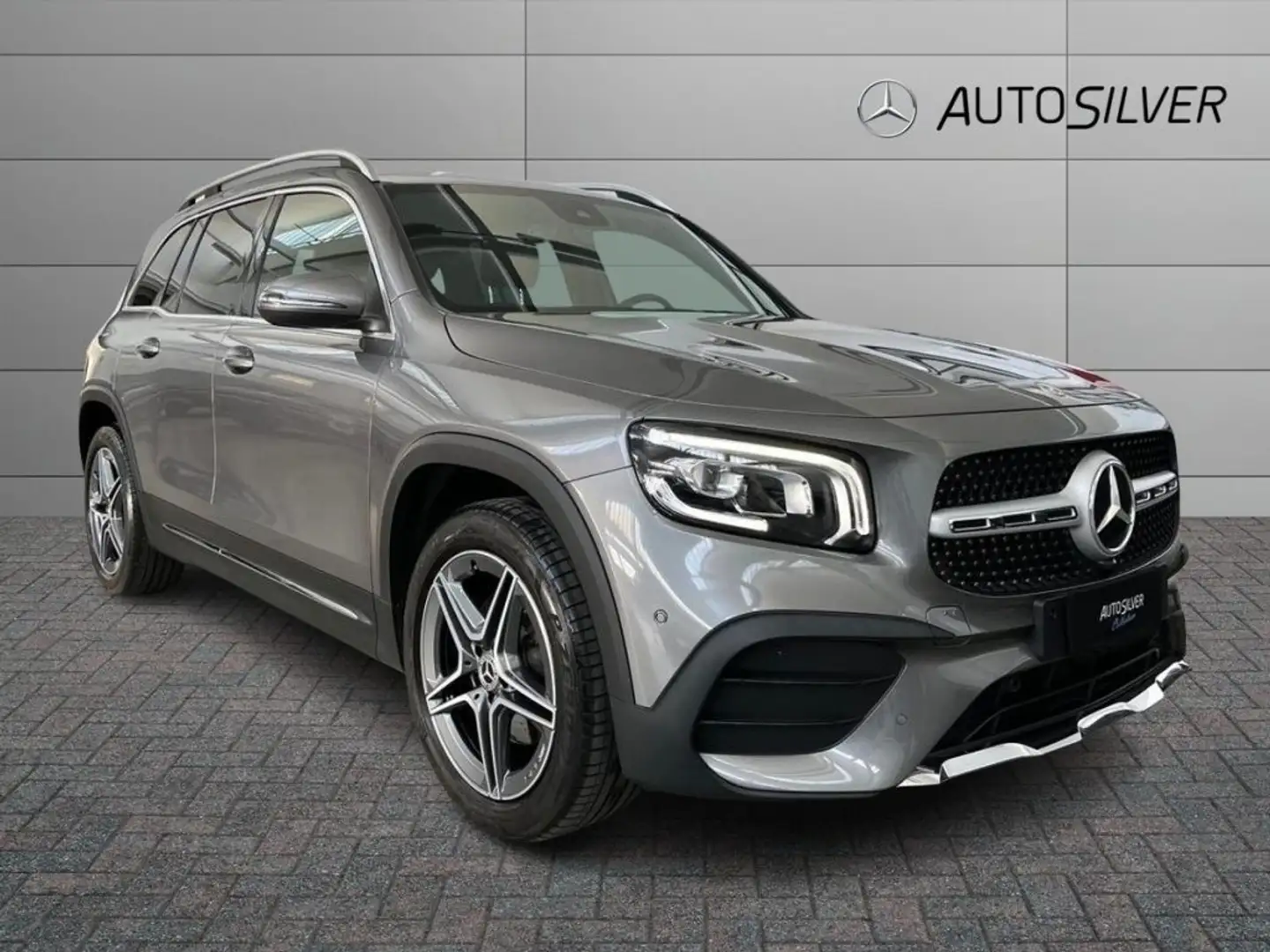 Mercedes-Benz GLB 200 d Automatic Premium Grigio - 1