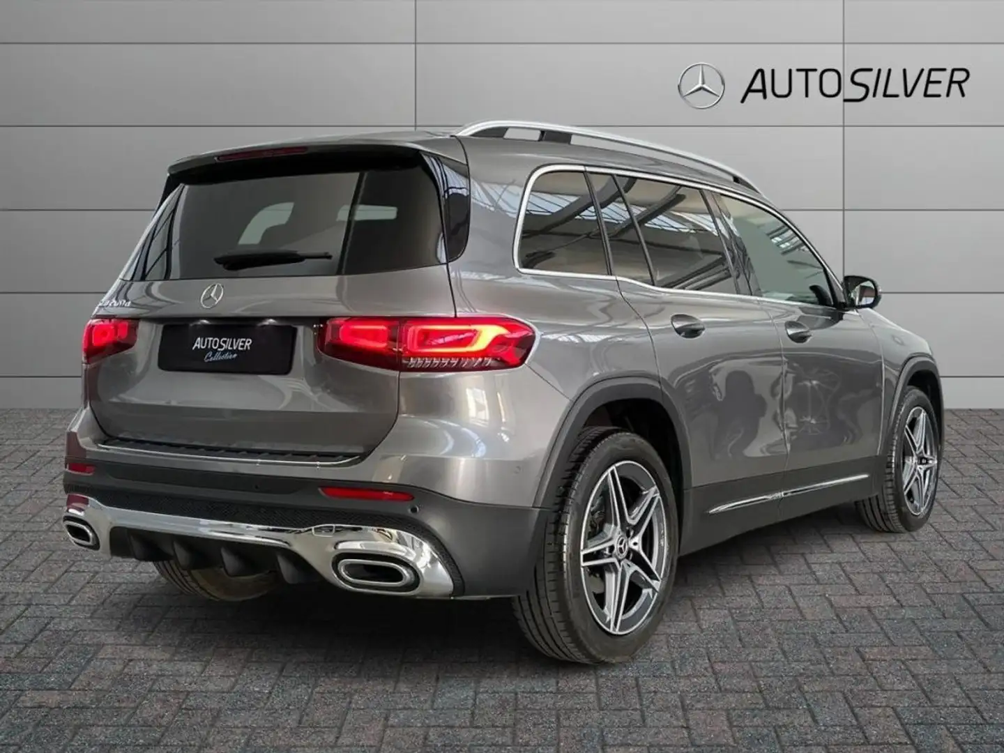 Mercedes-Benz GLB 200 d Automatic Premium Grigio - 2