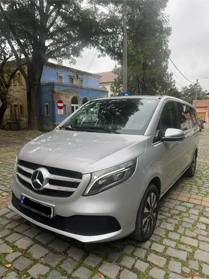 Mercedes-Benz V 250
