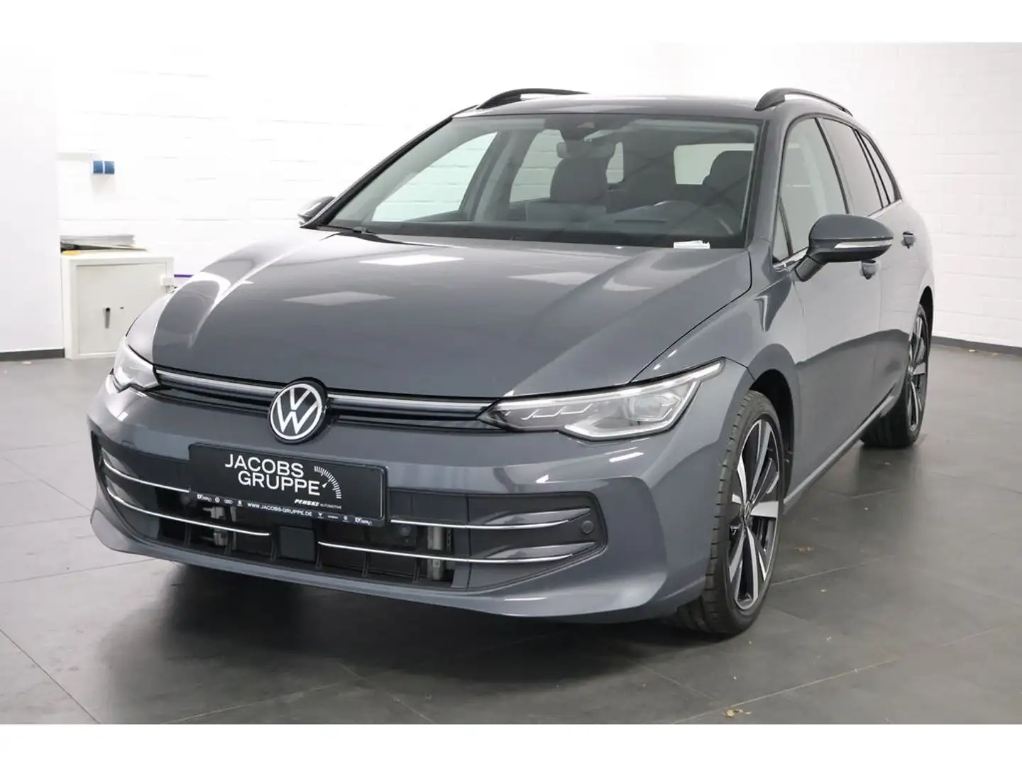 Volkswagen Golf VIII Variant 1.5 TSI Style Navi,Matrix,H Grau - 2