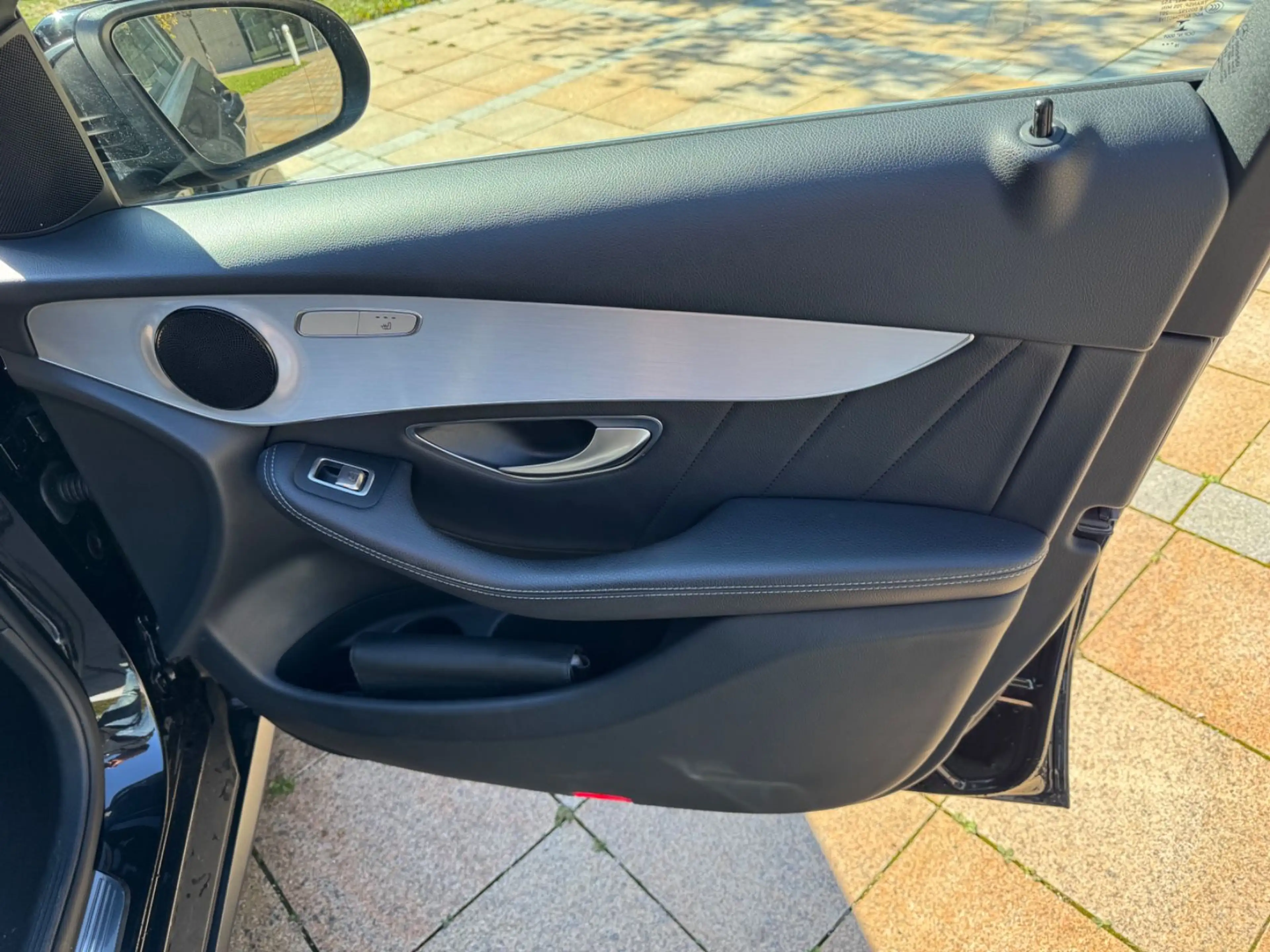 Mercedes-Benz GLC 220 d 4Matic Avantgarde/AMG-Line — photo 19